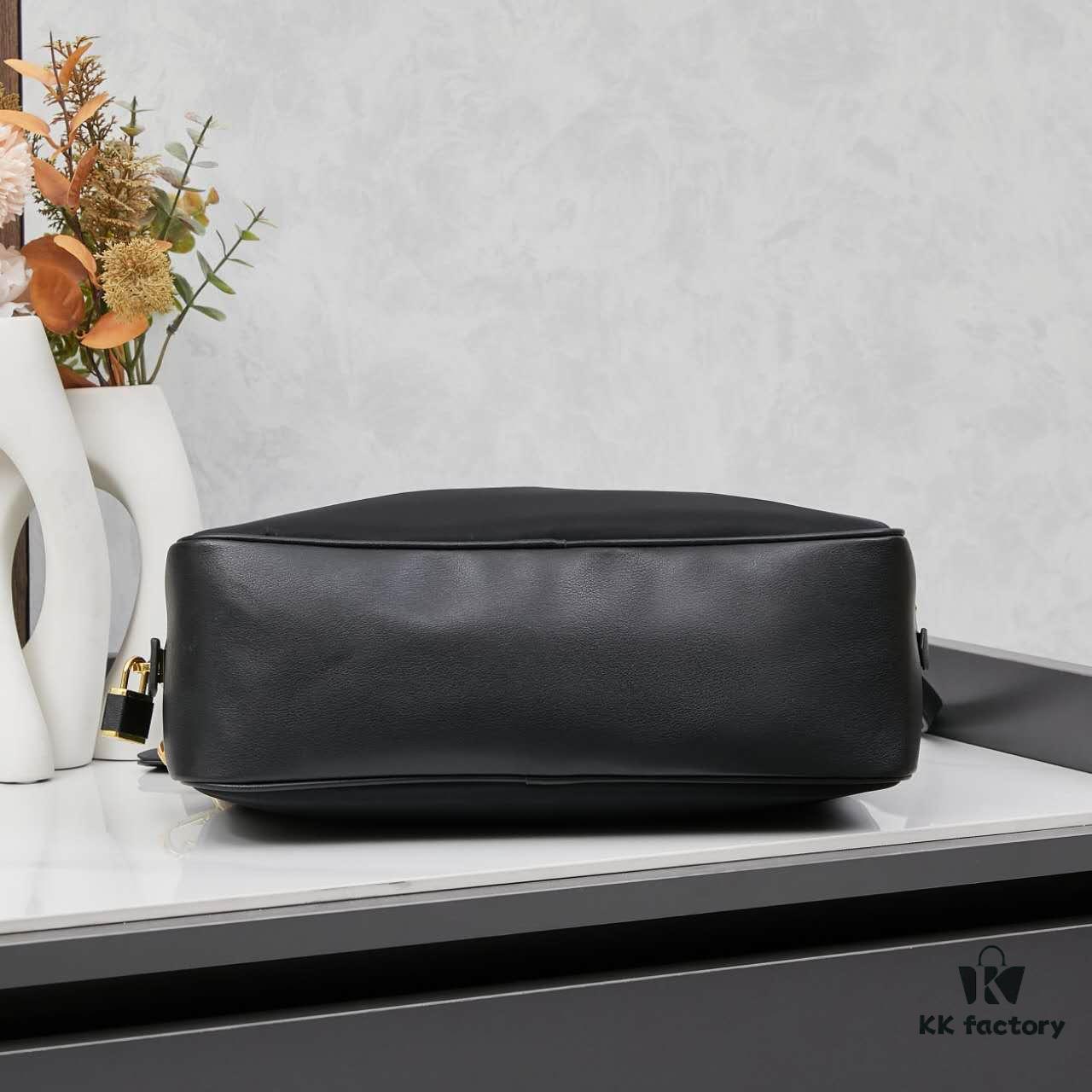 6930b7b96e68136f4d9ae23c Prada 2024 Fall/Winter Black Re-Nylon and Leather Lock Detail Shoulder Bag