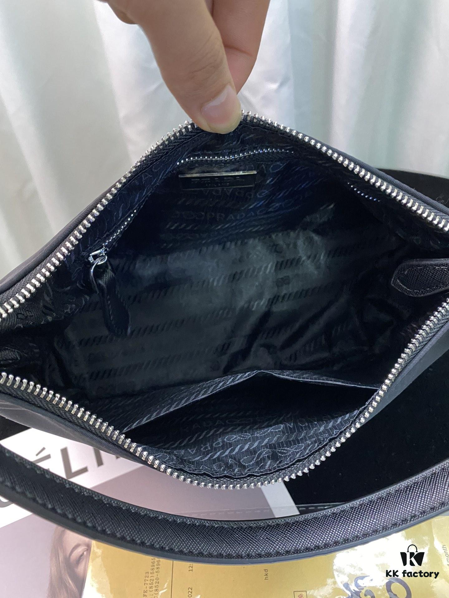Prada Underarm Bag PRADA Eternal Classic Lightweight Fashion Must-Have for Trendsetters
