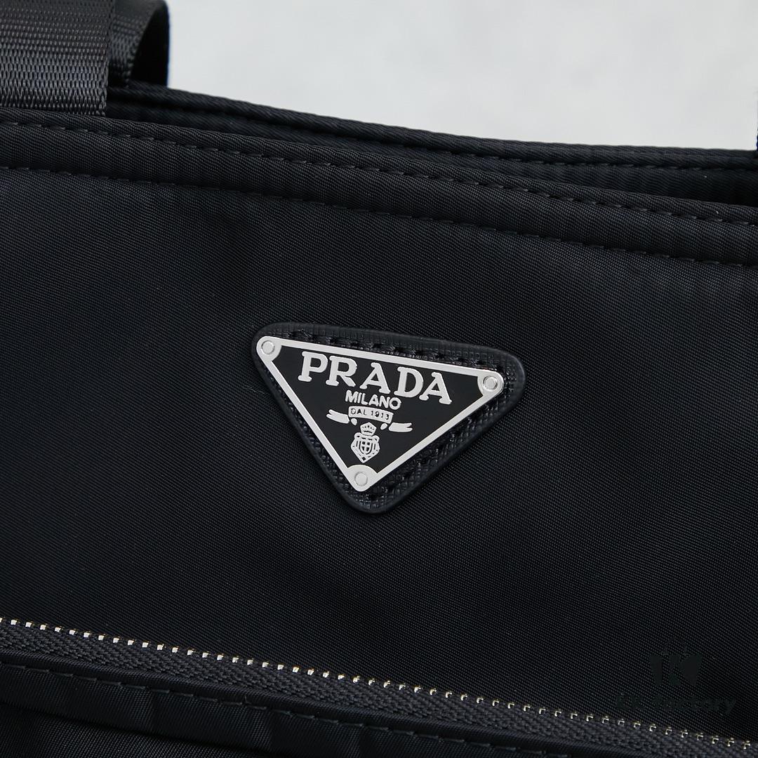 6930b8166e68136f4d9ae2e6 New Couple's Casual Handheld Crossbody Bag, Minimalist Shoulder Tote Bag