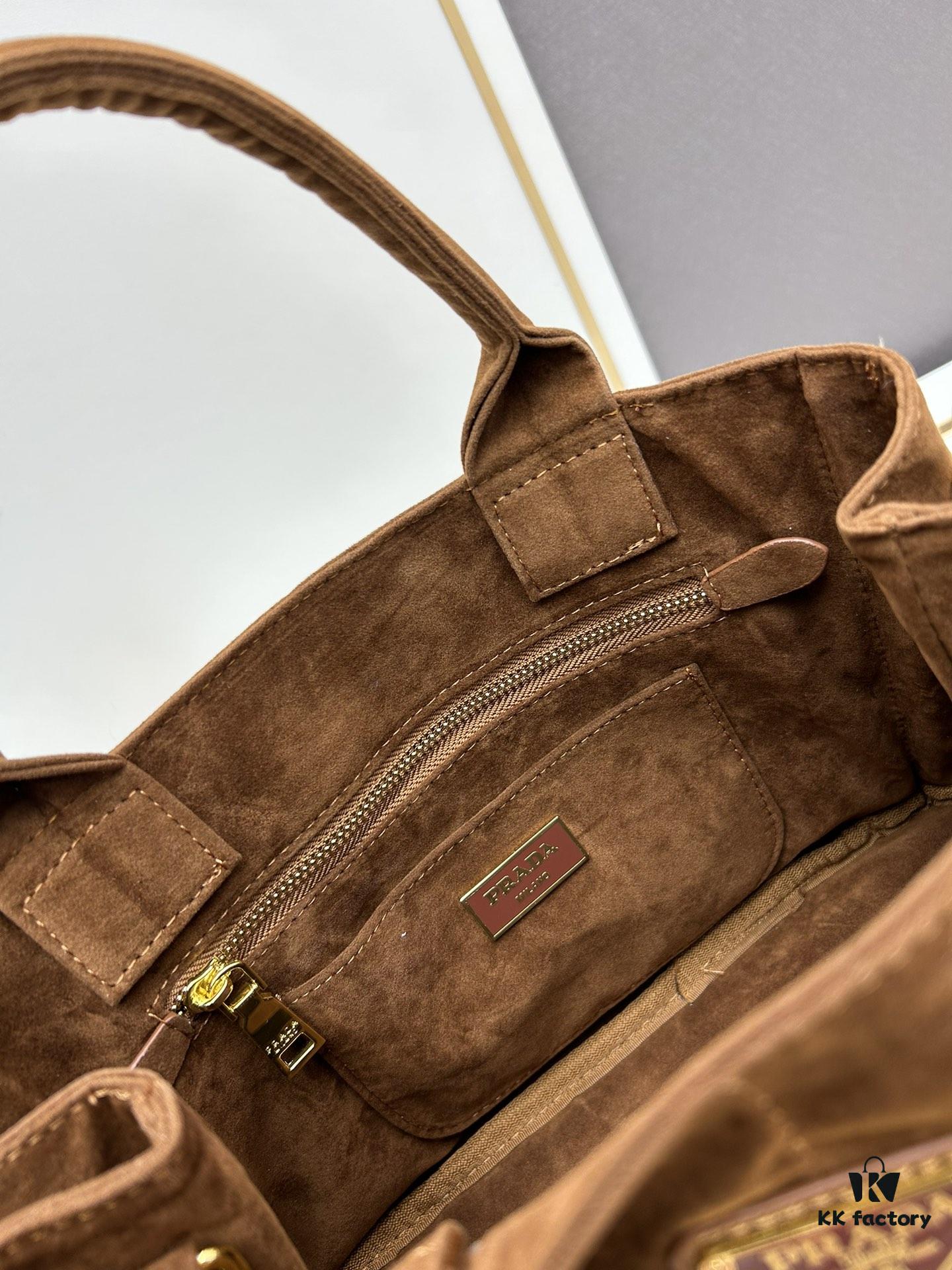 6930b8416e68136f4d9ae333 Prada New Arrival: Fortune Begins with the Iconic Triangle Logo