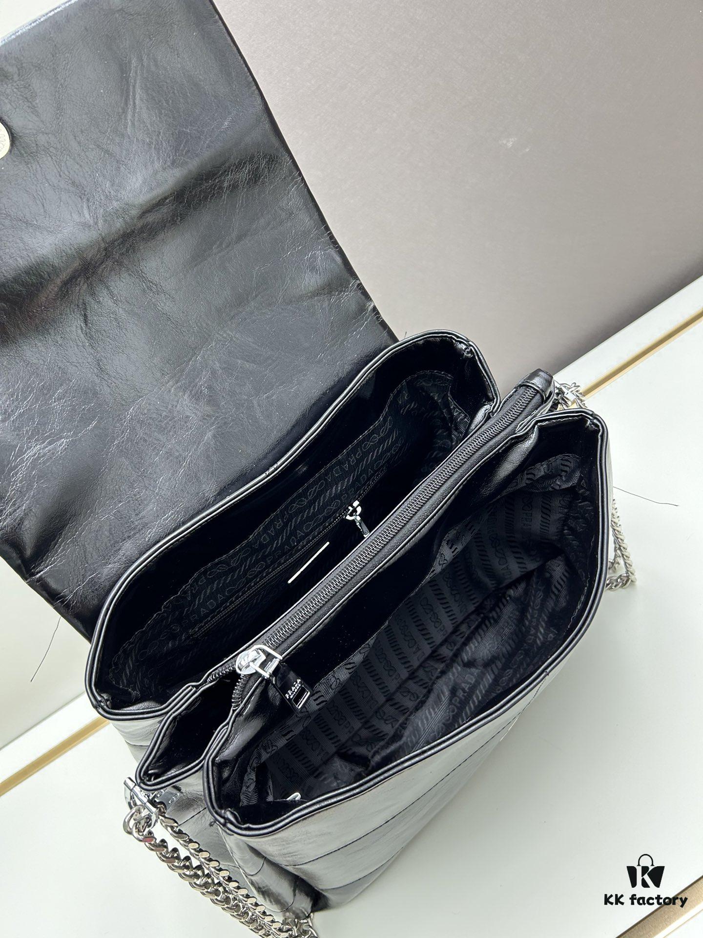 6930b8476e68136f4d9ae33c Prada Re-Edition Shoulder Bag in Black and Silver – Cool Enough to Steal Your Heart!