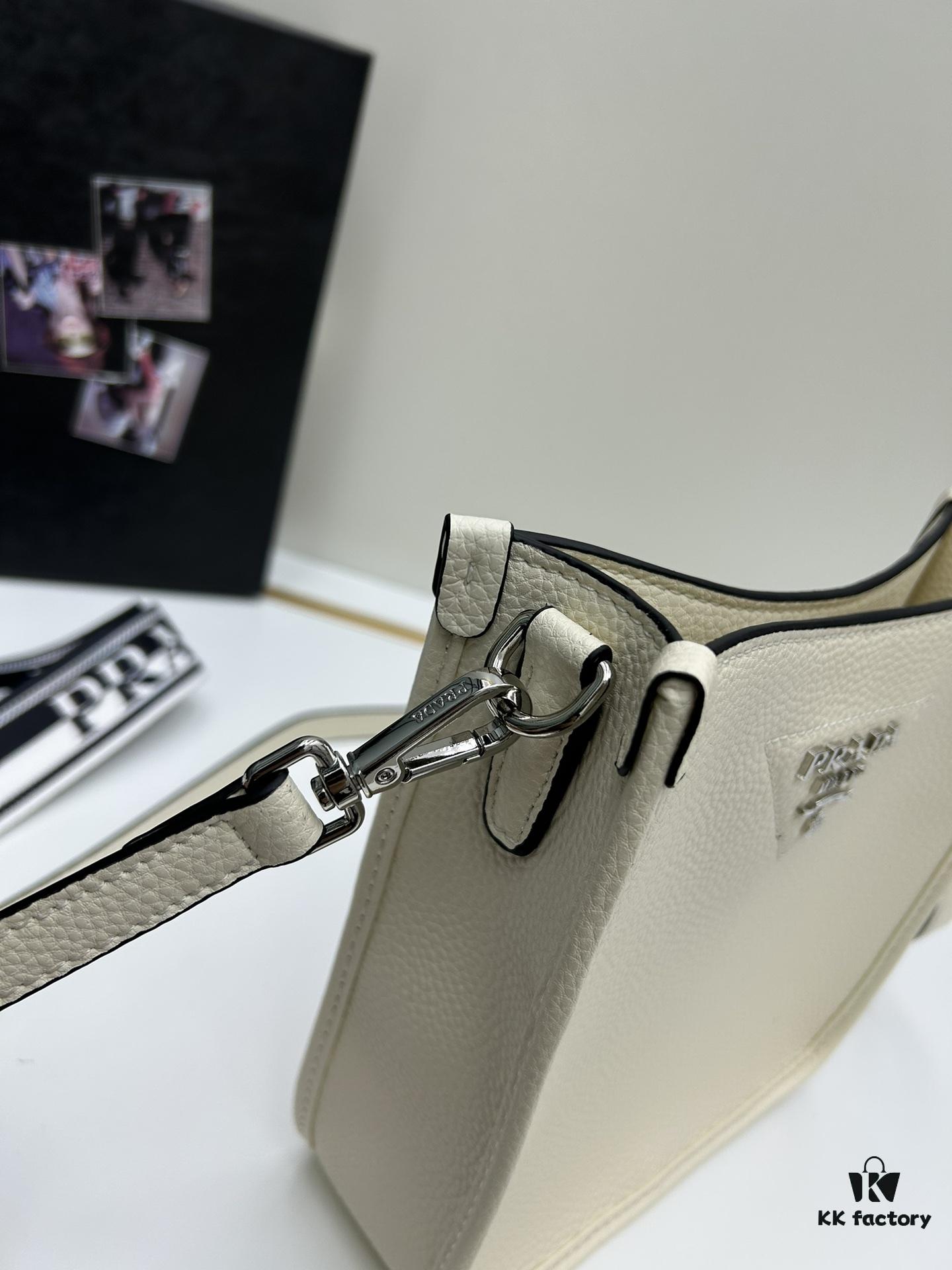 High-Quality PRADA Shoulder Crossbody Bag - Imported Full-Grain Coarse Lychee Texture Leather, Detachable Dual Straps (Leather Strap & Lettered Fabric Strap), Metal Logo, Magnetic Closure