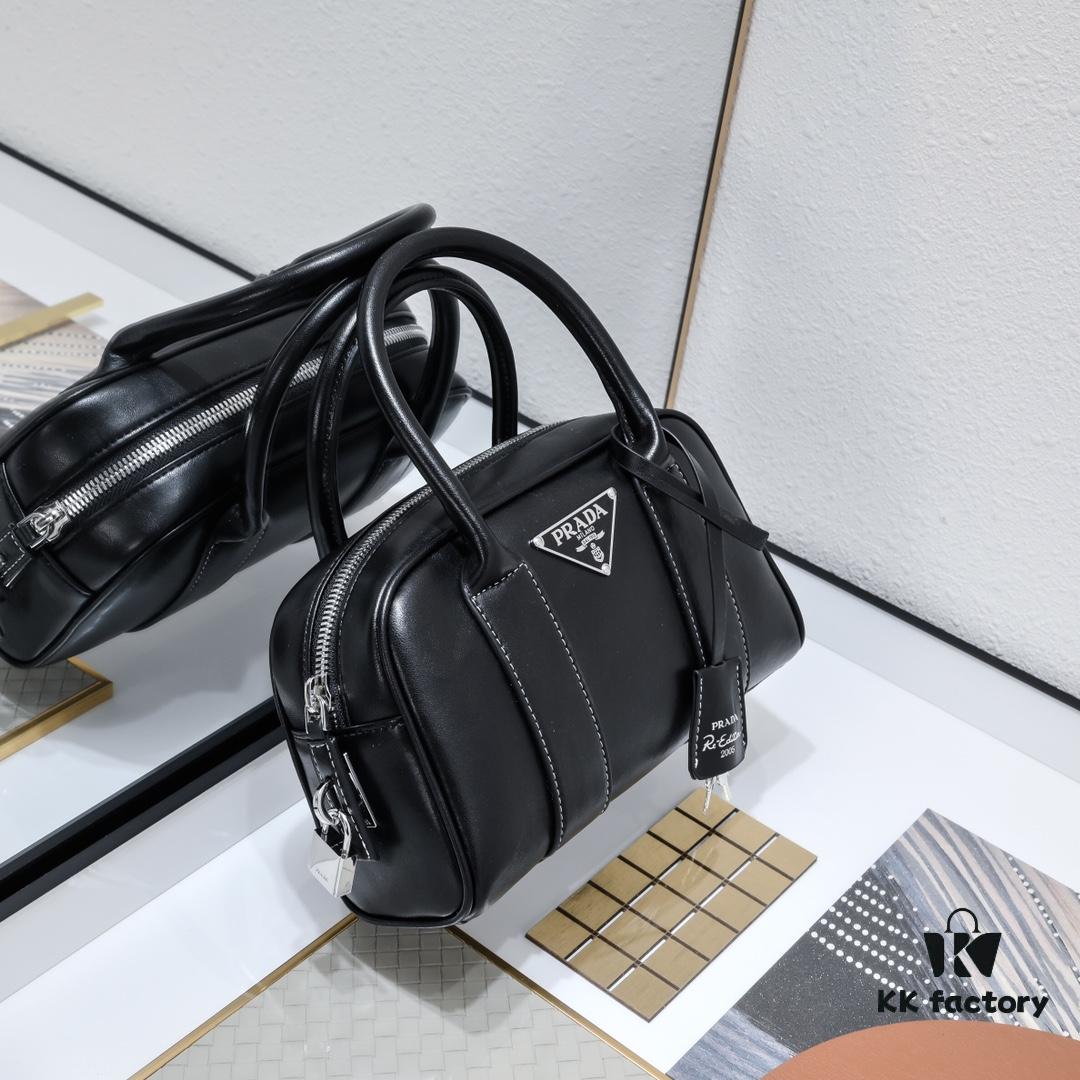 6930b8946e68136f4d9ae3cb PRADA 🖤 Ultra Premium Vintage Boston Handbag
