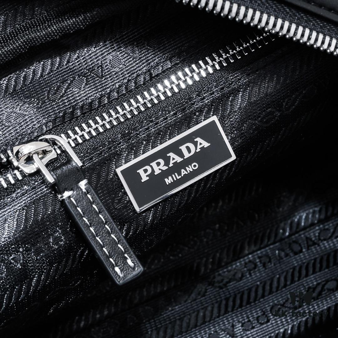 6930b8996e68136f4d9ae3d2 PRADA 🖤 Ultra Premium Vintage Boston Handbag