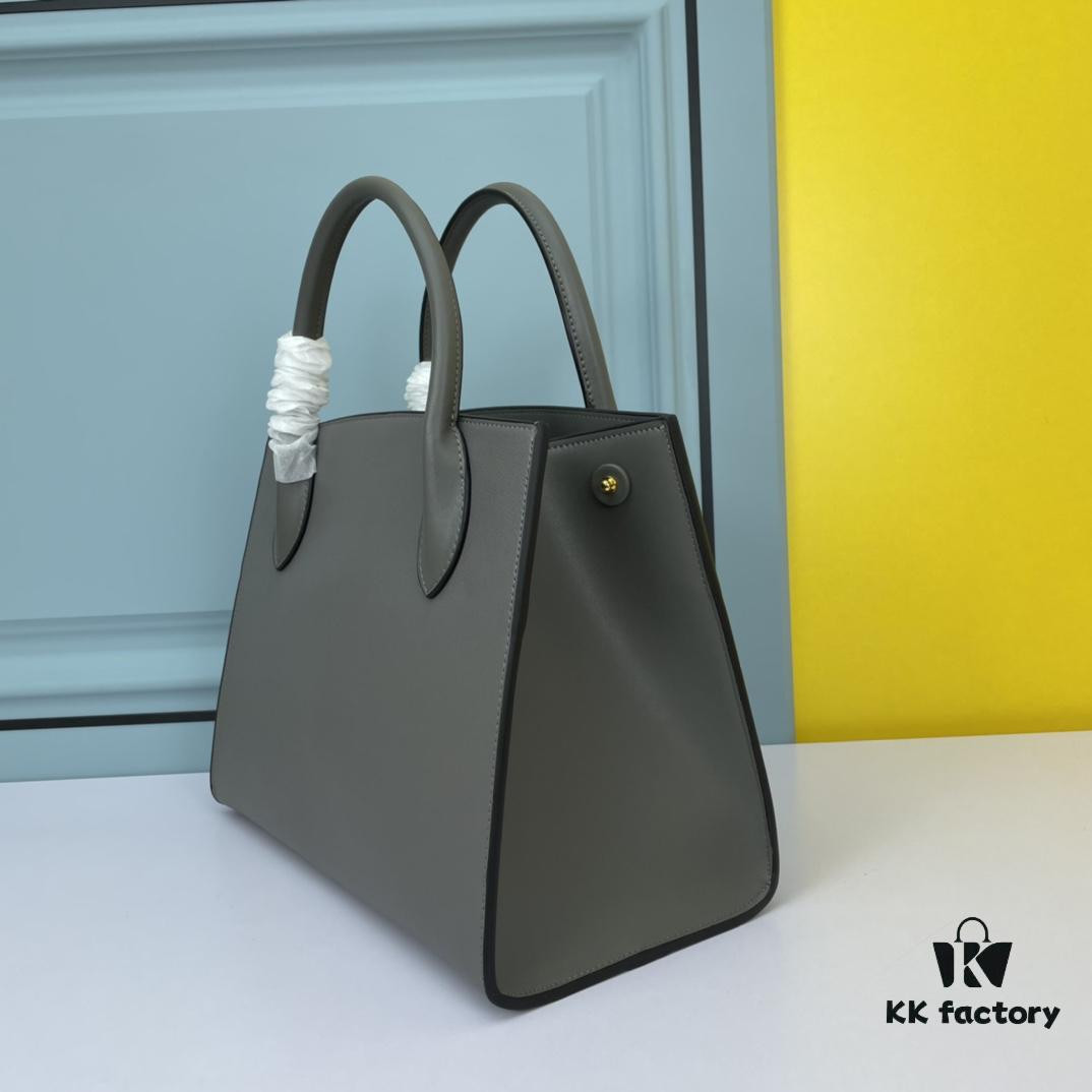 6930b9856e68136f4d9ae56e High-Quality Counter Product PRADA #66158 Premium Imported Coarse Cross Cowhide with Calfskin, 175 OEM Code, Enamel Same-Color Logo Pendant, Classic and Uniquely Elegant, 33 x 24 x 15cm