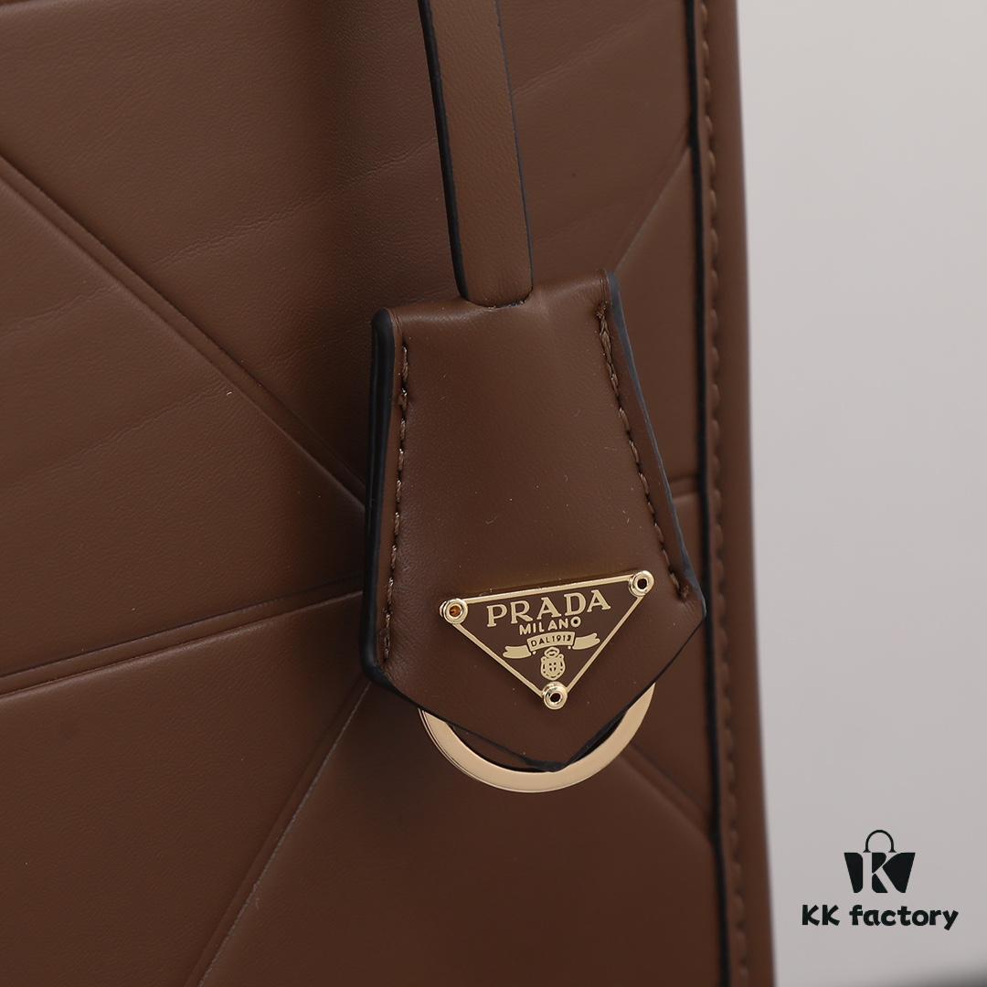 6930b9cb6e68136f4d9ae5dd Prada Latest 22 Tote Shopping Bag