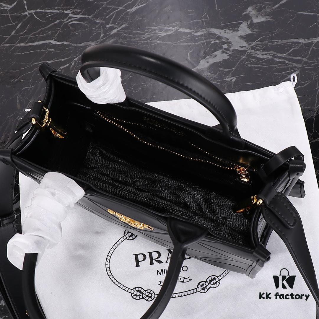 6930b9d86e68136f4d9ae5f5 Prada Latest 22 Tote Shopping Bag 🛍️ This Season's Key Style for the Entire Season