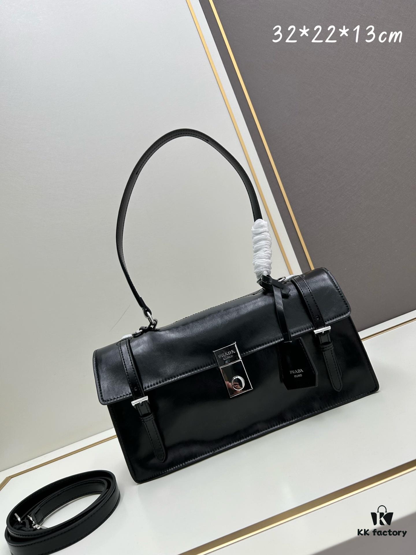 PRADA New Arrival 🎉 (All-Leather Series) [Original Order Quality with Matching Store Hardware] Full-Grain Waxed Cowhide