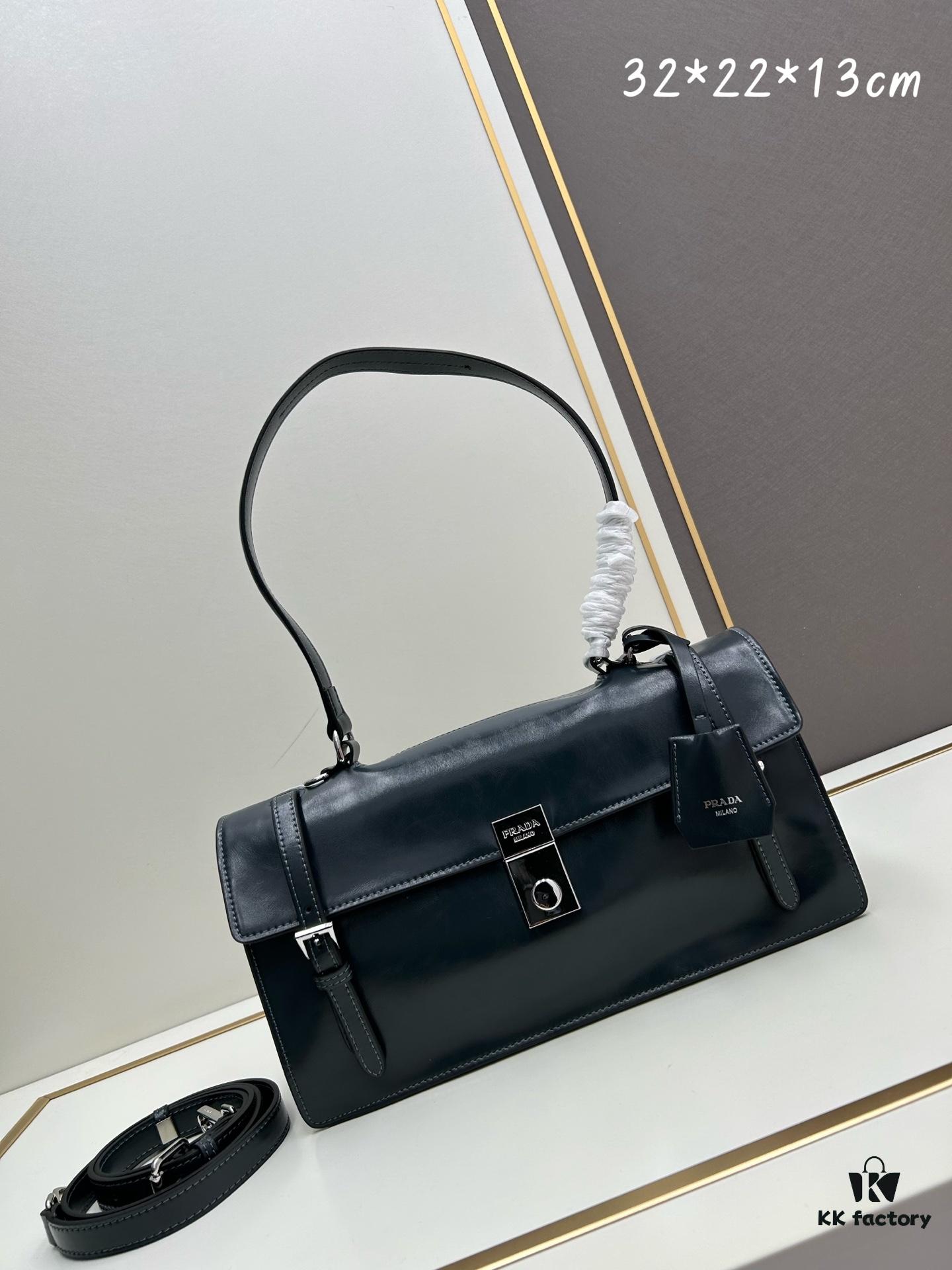 PRADA New Arrival 🎉 (All-Leather Series) [Original Quality with Matching Hardware] Full-Grain Oil-Waxed Calfskin