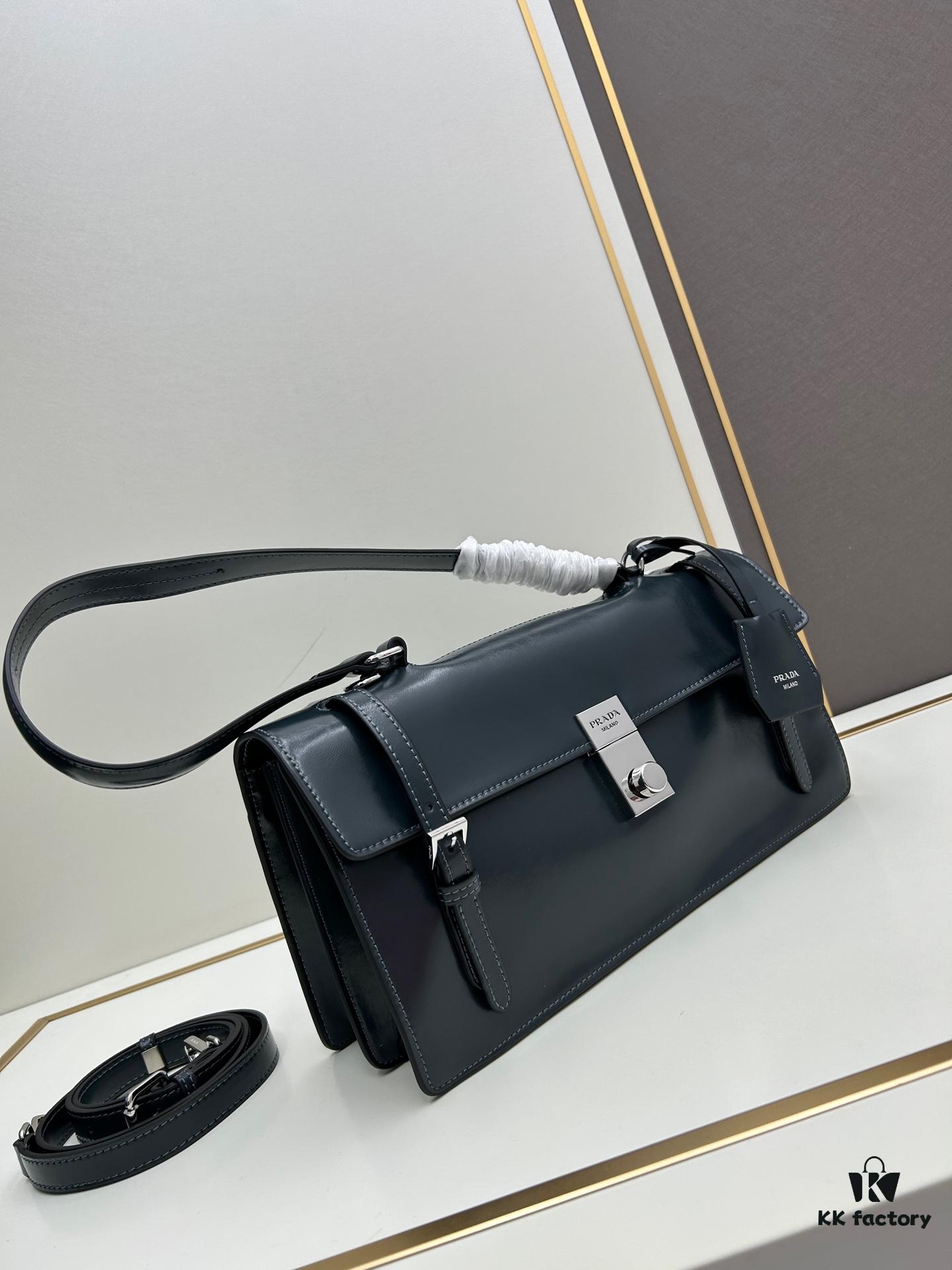 PRADA Counter New Arrival 🎉 (All-Leather Series) [Original Order Quality with Matched Counter Hardware] Full-Grain Wax Oil Calfskin