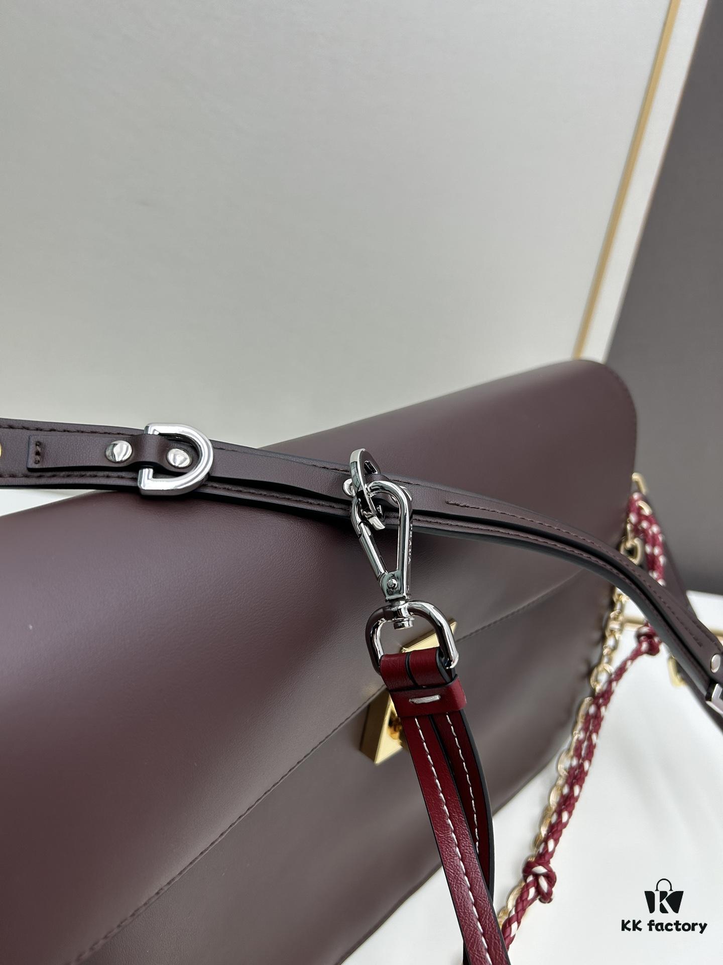Large PRADA Cabinet Version with Gift Box, Celebrity Same Style 🎉 First-Layer Cowhide [Original Order Quality + Matching Cabinet Metal Hardware], Soft and Comfortable Touch, High Capacity