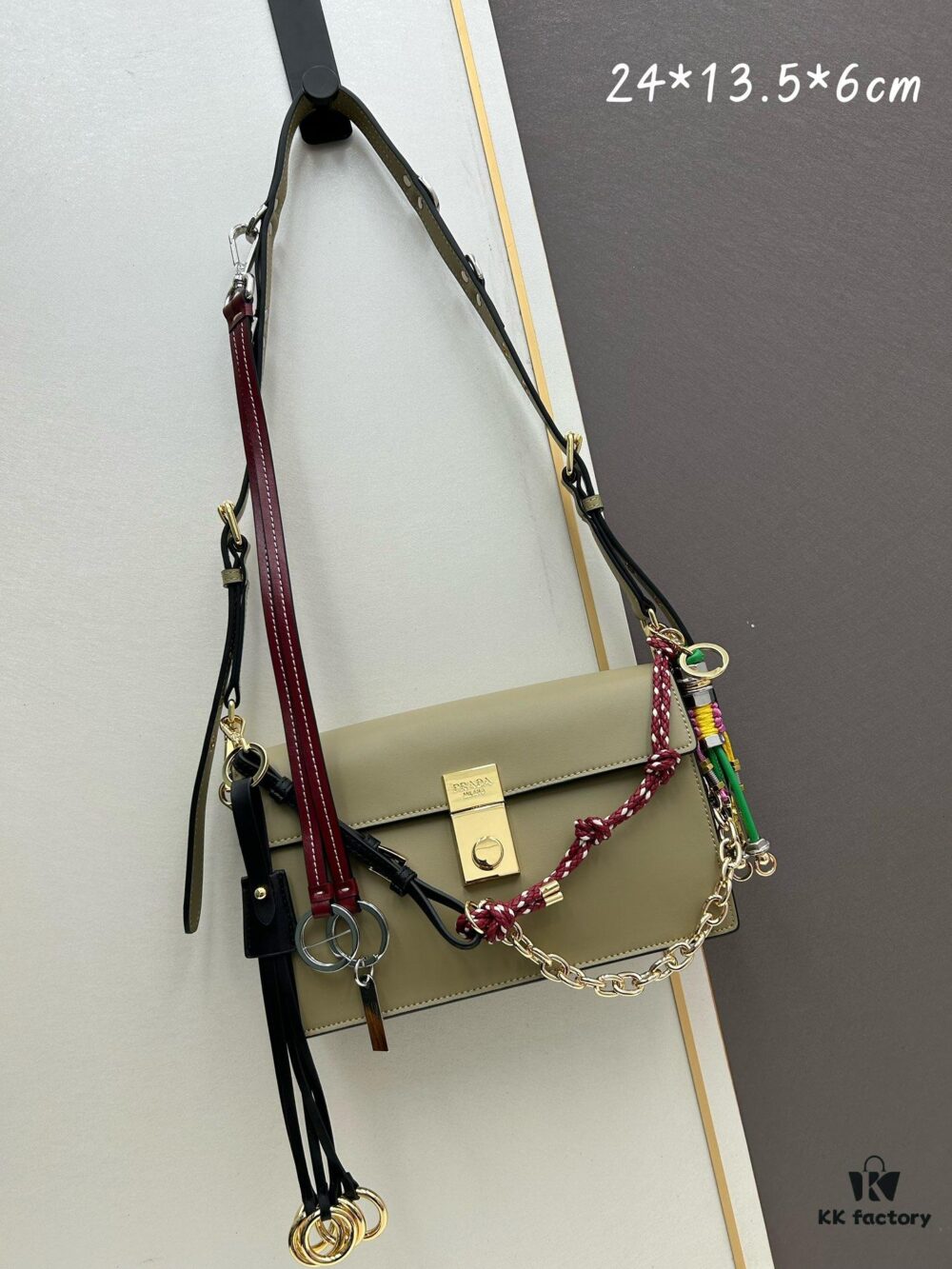 Small PRADA Counter with Gift Box, Celebrity Same Style 🎉 First Layer Cowhide [Original Quality Matched to Counter Hardware]