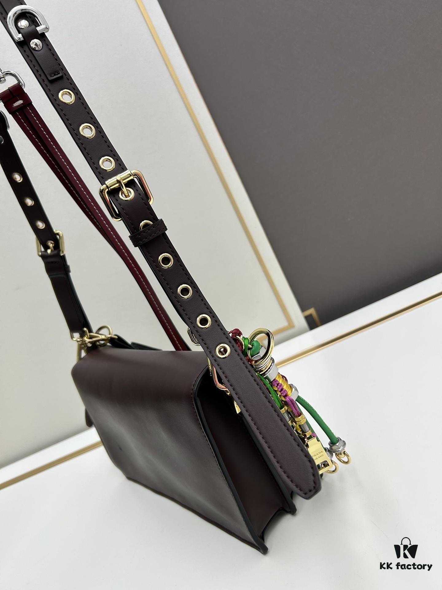 Small PRADA Counter with Gift Box, Celebrity Same Style 🎉 First Layer Cowhide [Original Quality Matched to Counter Hardware] Soft and Comfortable Touch, Large Capacity