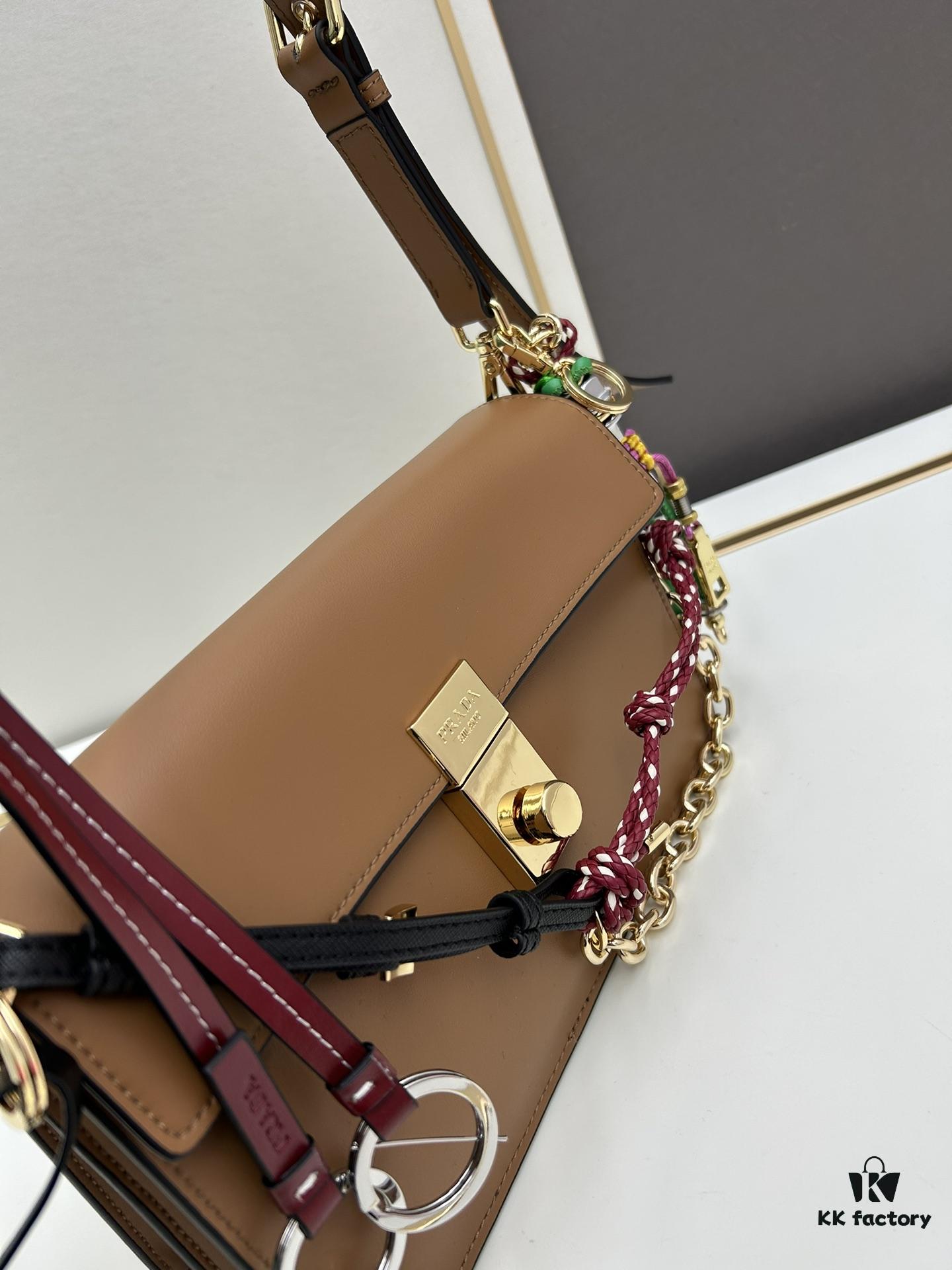 Small PRADA Counter with Gift Box, Celebrity Same Style 🎉 First Layer Cowhide [Original Quality + Matching Counter Hardware]
