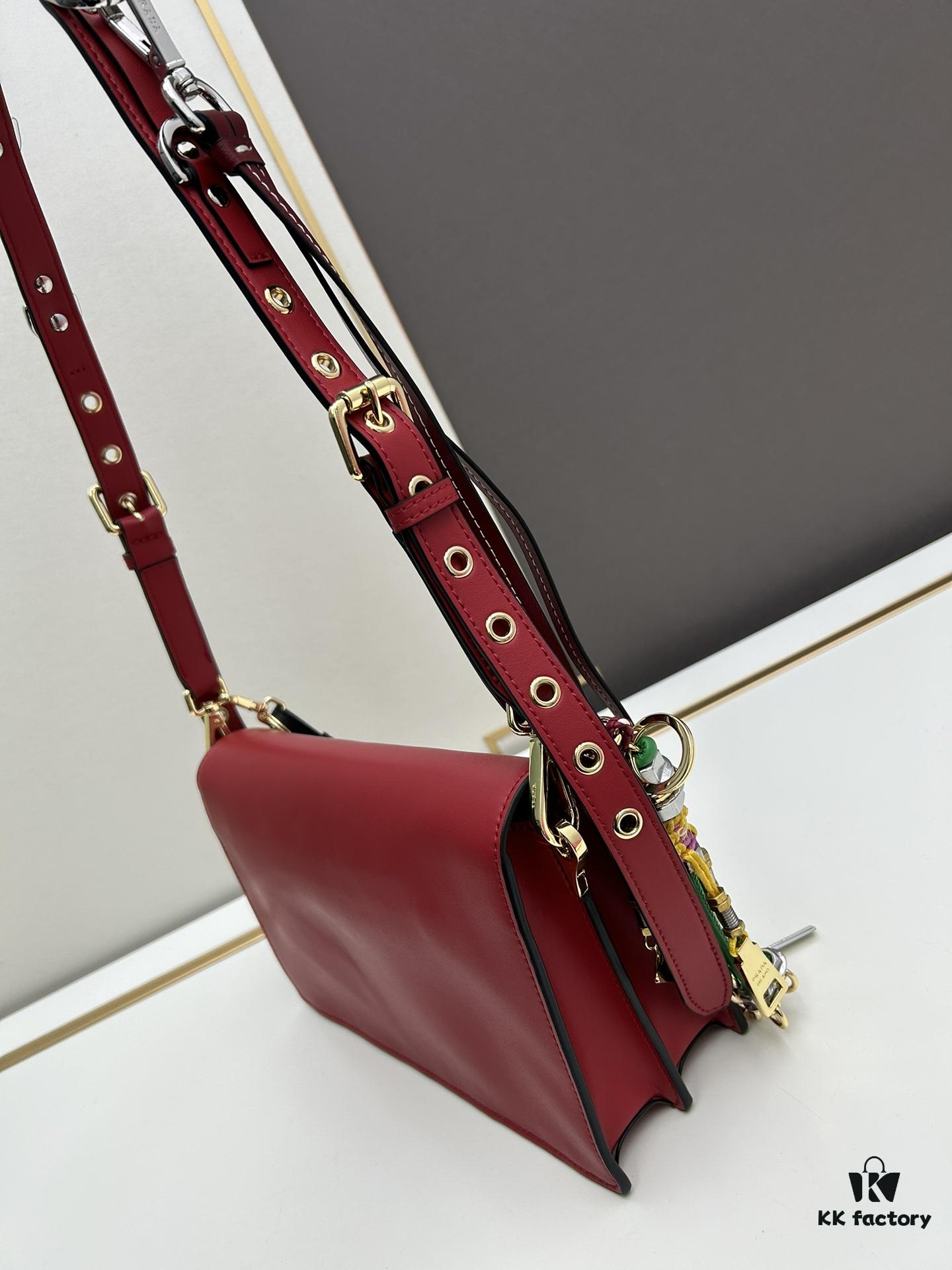 Small PRADA Counter with Gift Box, Celebrity Same Style 🎉 First Layer Cowhide [Original Quality + Matching Counter Hardware]