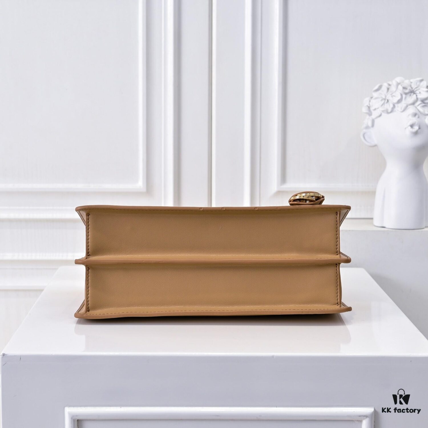 ✨New Launch✨ 2025 PRADA Pre-Spring Soft Sound Handbag – Imported Plain Calfskin Leather