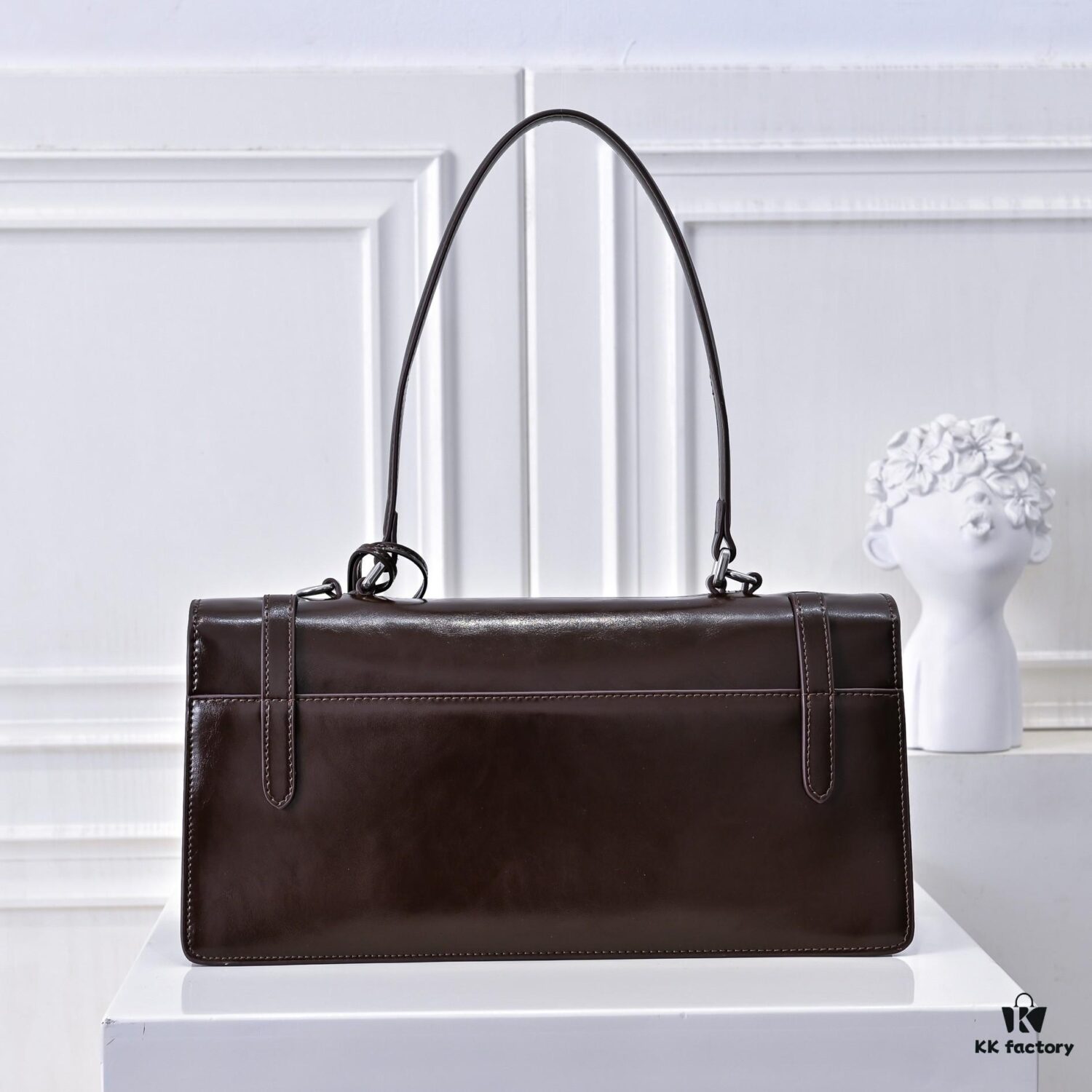 6930ba8b6e68136f4d9ae714 ✨New Launch✨ 2025 PRADA Pre-Spring Soft Sound Handbag in Suede Oil Wax Leather