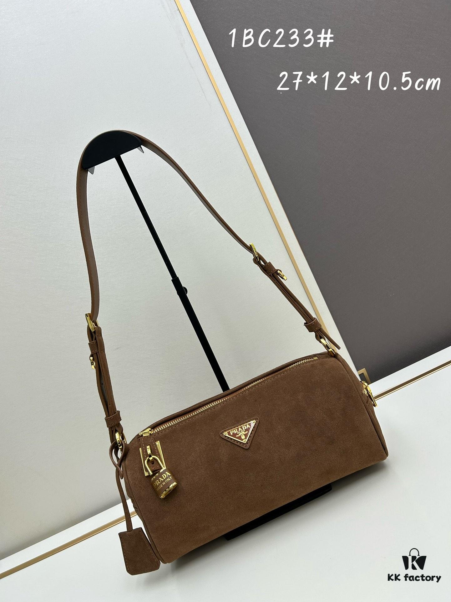 6930badb6e68136f4d9ae79b PRADA New Arrival Original Quality Full-Grain Wrinkled Lacquer Calfskin and Suede Lock Bag with Gold-Tone Hardware