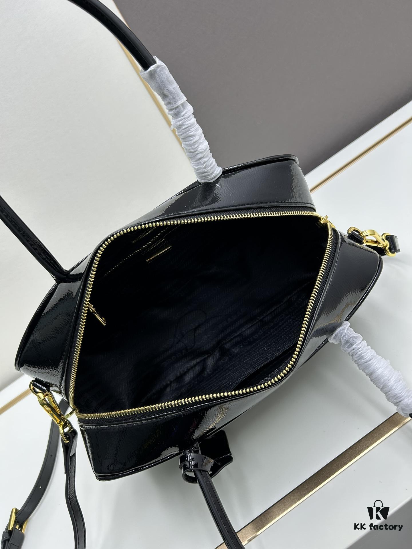 6930bb076e68136f4d9ae7df Nylon with Genuine Leather Trim, PRADA Counter New Arrival - Original Quality Matched to Counter Hardware, Re-Nylon Tote Bag