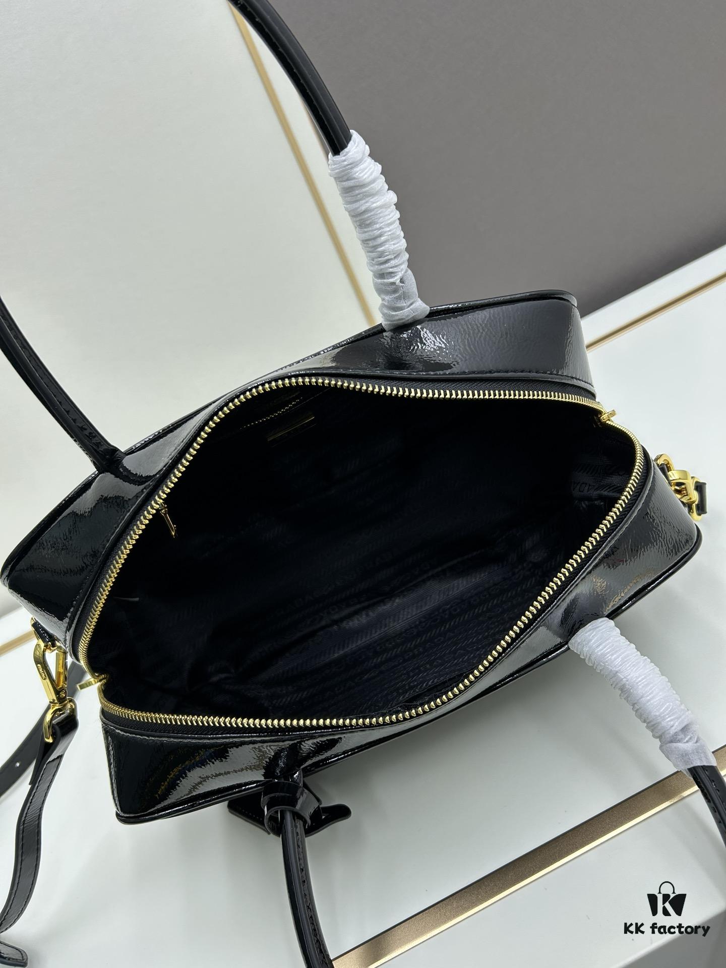 6930bb0c6e68136f4d9ae7e6 Nylon with Genuine Leather Trim, Full Leather PRADA Counter New Arrival Original Quality Matching Store Hardware Re-Nylon Tote Bag with Lock