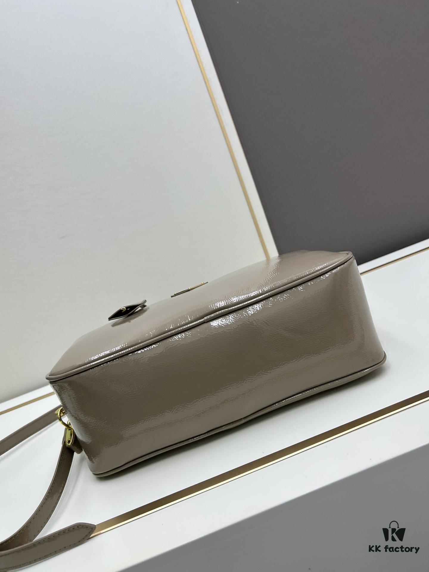 6930bb136e68136f4d9ae7f2 Nylon with Genuine Leather PRADA New Arrival Counter Quality Original Order Level Matching Hardware Recycled Nylon Tote Bag