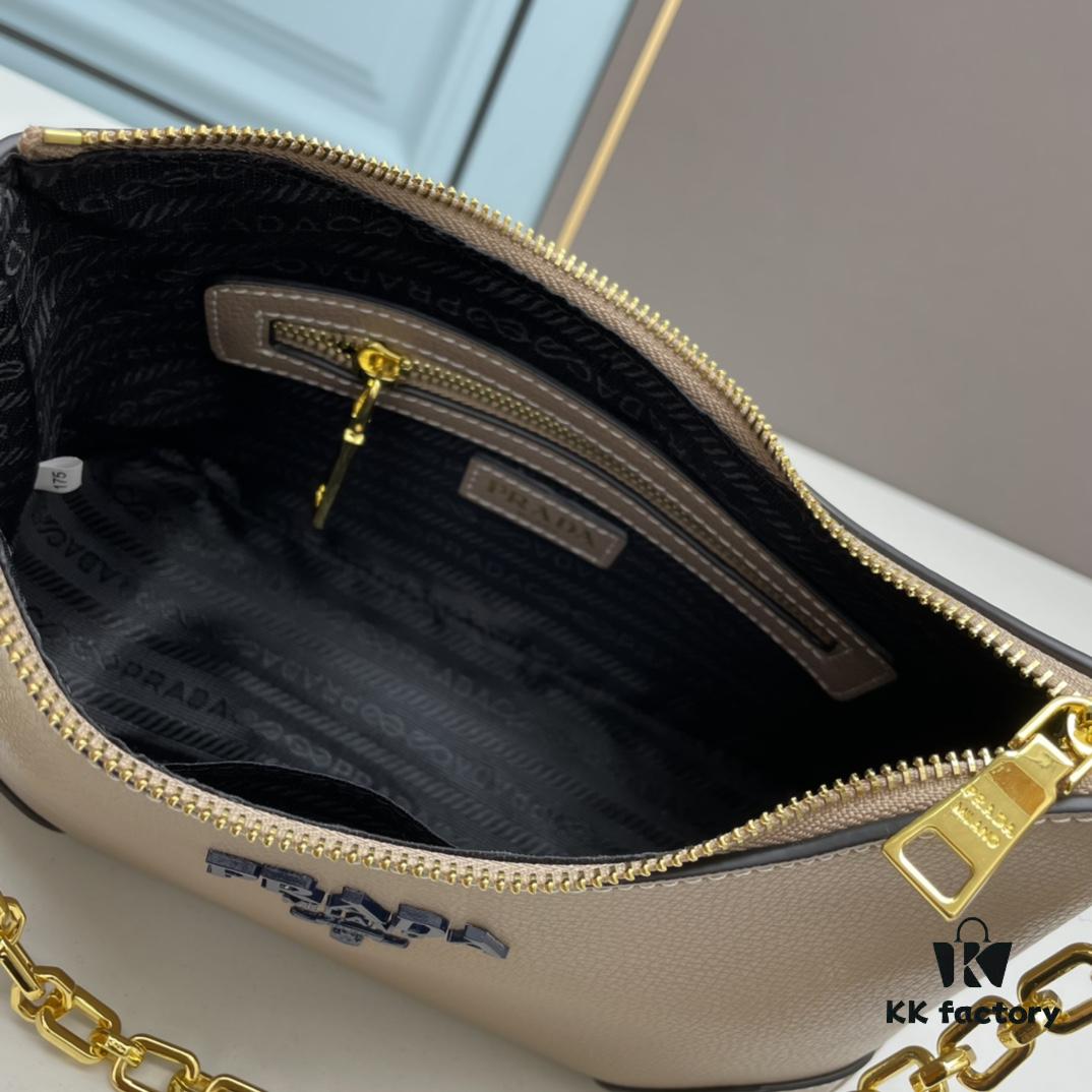 6930bb2e6e68136f4d9ae823 PRADA Must-Have Horn Bag with Detachable Chain Strap – A Perfect Blend of Vintage and Modern Fashion