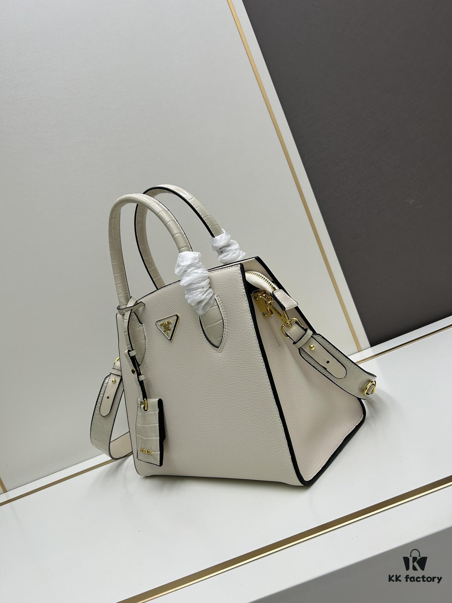 6930bb5a6e68136f4d9ae86b You Are the Most Beautiful – Bold Minimalist Fashion Style Launch