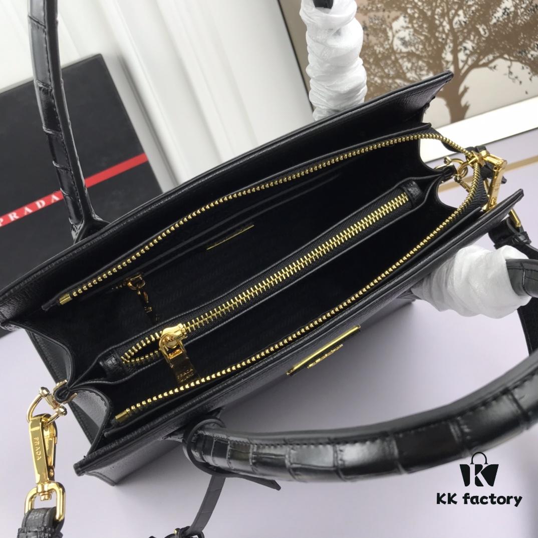 6930bb626e68136f4d9ae877 You're the Most Beautiful One – Minimalist and Fashionable Bag for the New Year