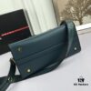 6930bb666e68136f4d9ae87b You're the Most Beautiful One – Minimalist and Fashionable Style for a Powerful Start to the Year