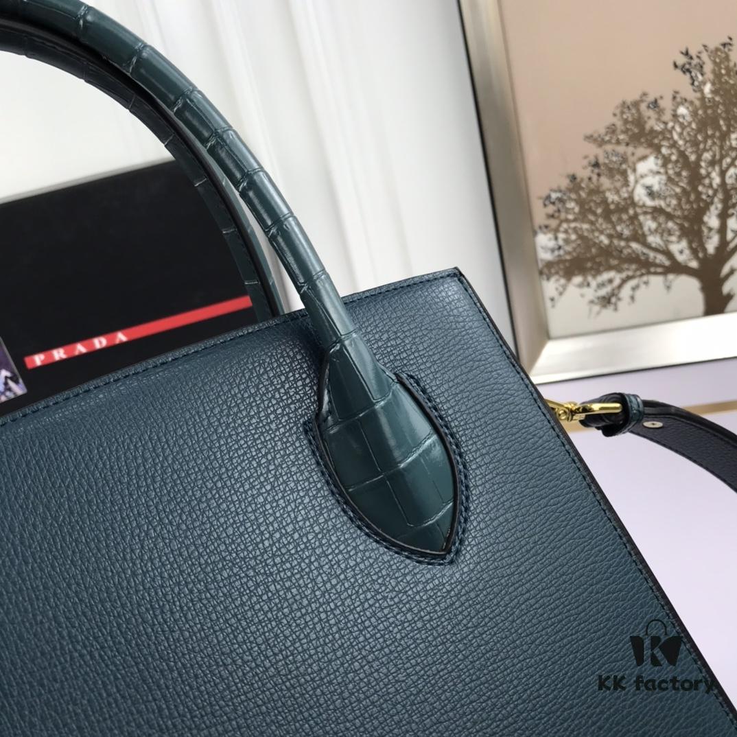6930bb666e68136f4d9ae87c You're the Most Beautiful One – Minimalist and Fashionable Style for a Powerful Start to the Year
