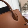 6930bb766e68136f4d9ae895 You Are the Most Beautiful – Minimalist and Fashionable Style for the New Year