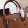 6930bb796e68136f4d9ae898 You Are the Most Beautiful – Minimalist and Fashionable Style for the New Year