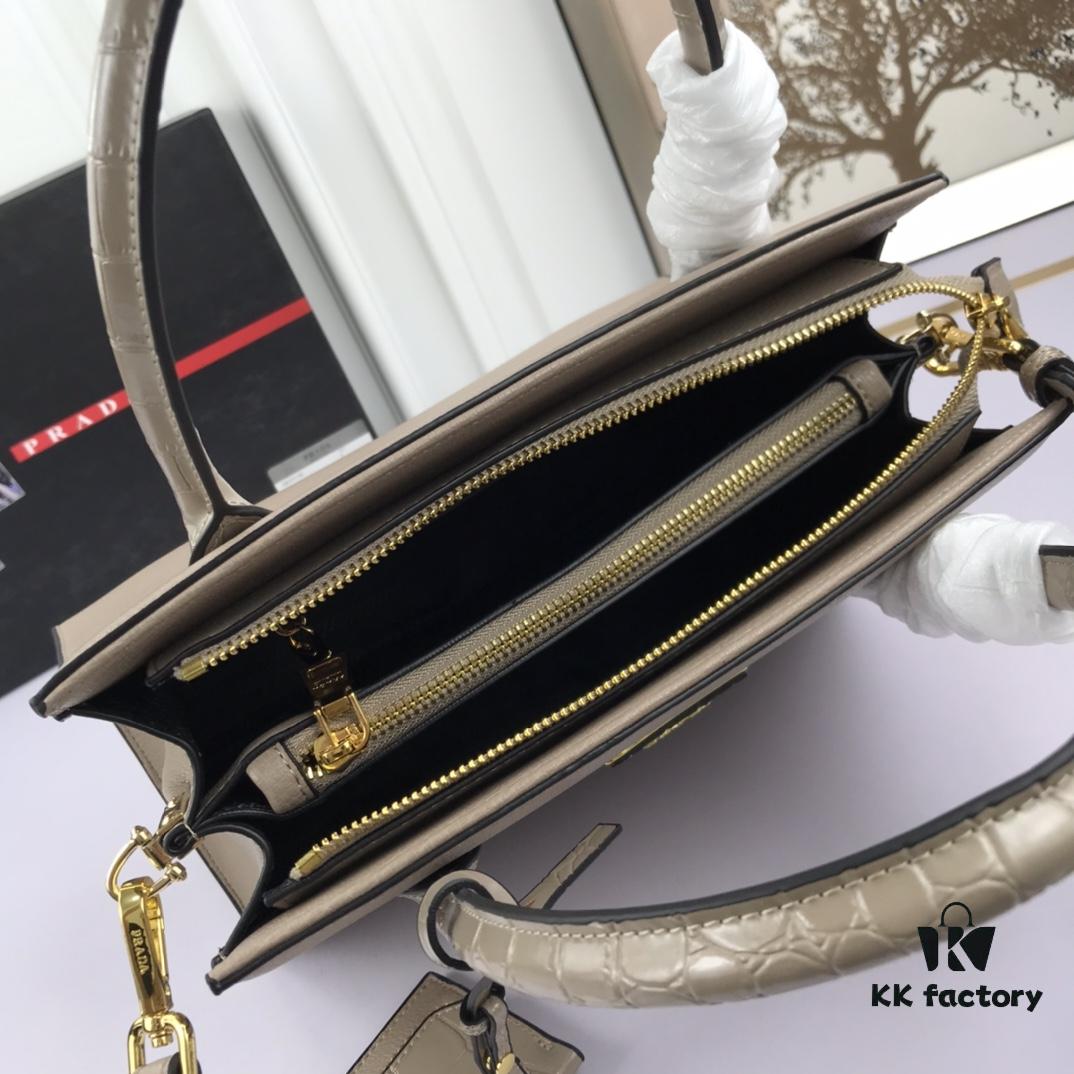 6930bb7e6e68136f4d9ae8a1 You're the Most Beautiful One – Minimalist and Fashionable Bag for the New Year