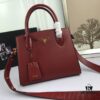 6930bb7e6e68136f4d9ae8a2 You Are the Most Beautiful — Minimalist and Fashionable Bag for the New Year