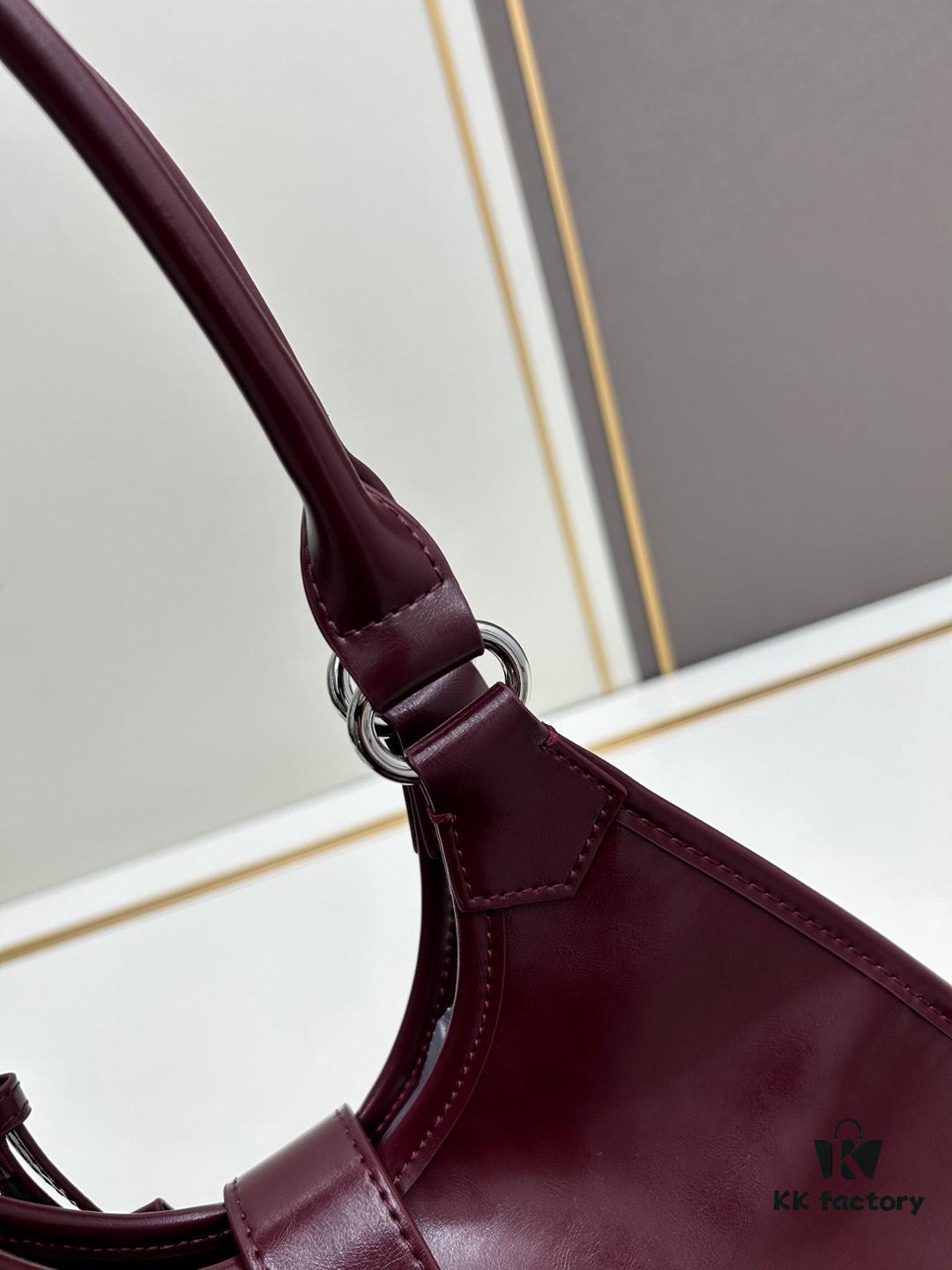 6930bbe26e68136f4d9ae951 PRADA New Arrival Genuine Full-Grain Oil-Waxed Calfskin Shoulder Bag