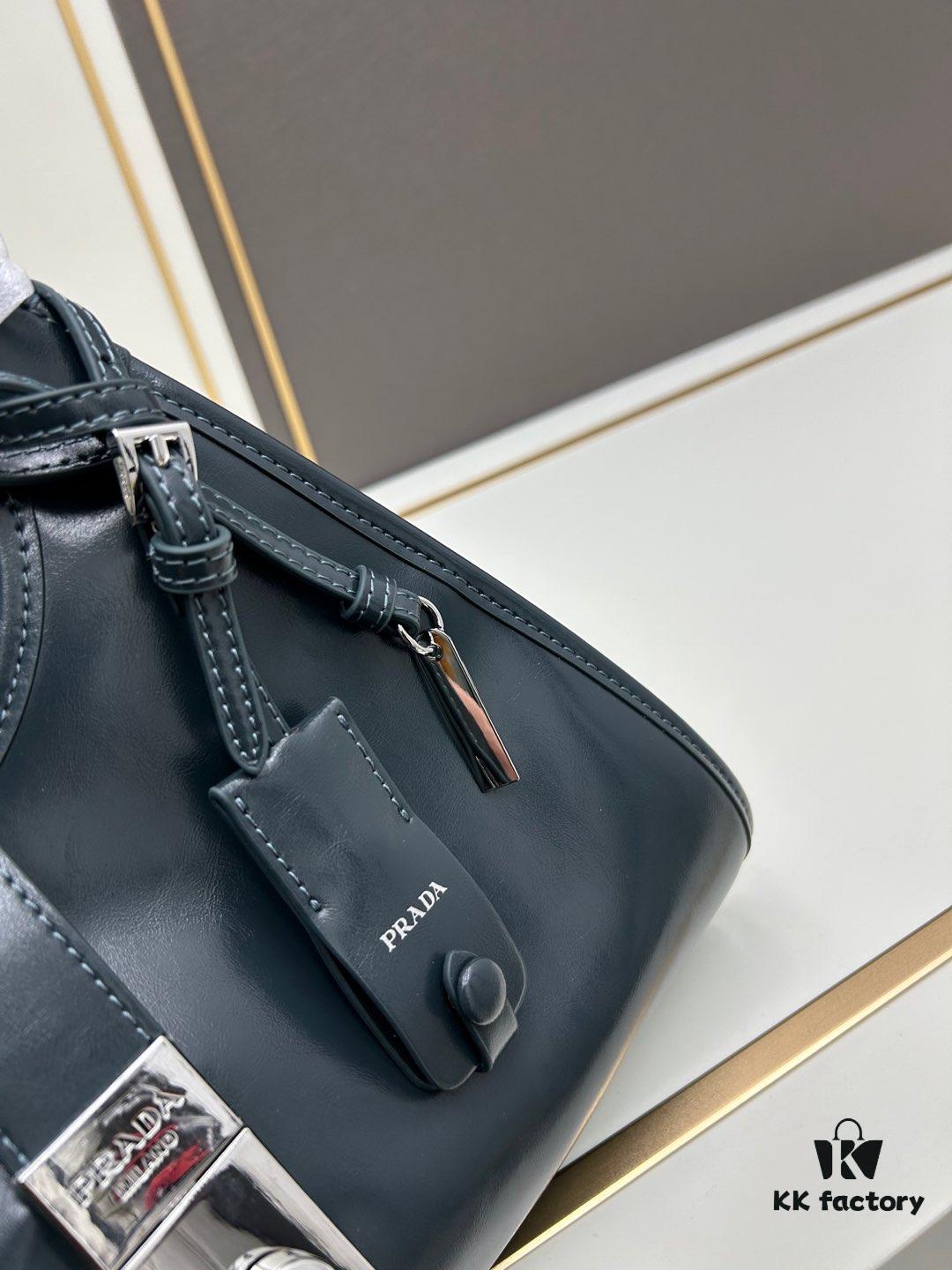 PRADA Counter New Arrival (Full Leather Series) — Original Quality with Authentic Hardware, Full-Grain Wax Oil Cowhide