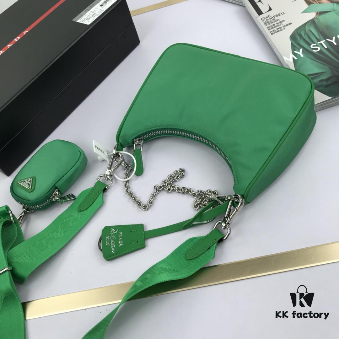 6930bbff6e68136f4d9ae98a Top Quality Original Order Prada New Nylon Hobo Bag with Box - 1BH204