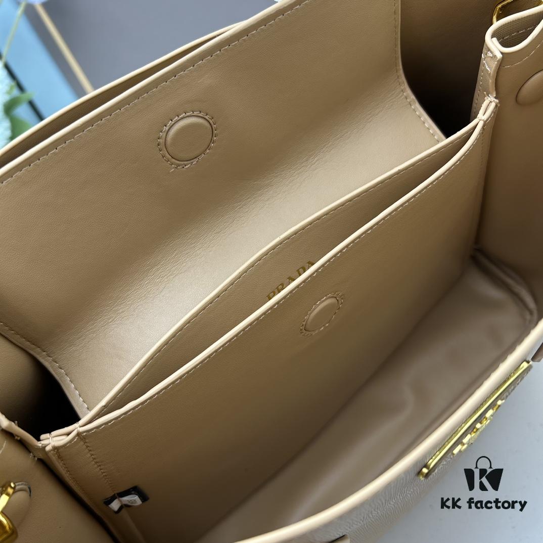 6930bc456e68136f4d9aea05 PRADA 2756# Original Full-Grain Crosshatch Calfskin - Exquisite Craftsmanship, Smooth Edges, Soft and Durable