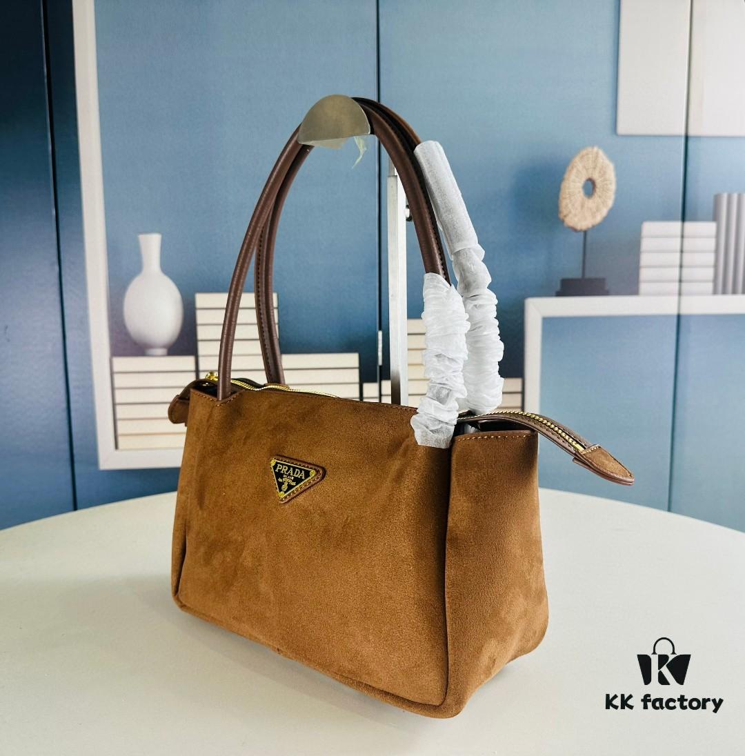 6930bc566e68136f4d9aea2b New Arrival Autumn-Winter Prada FW Collection – Sophisticated Brown Tones Exude Warmth and Elegance
