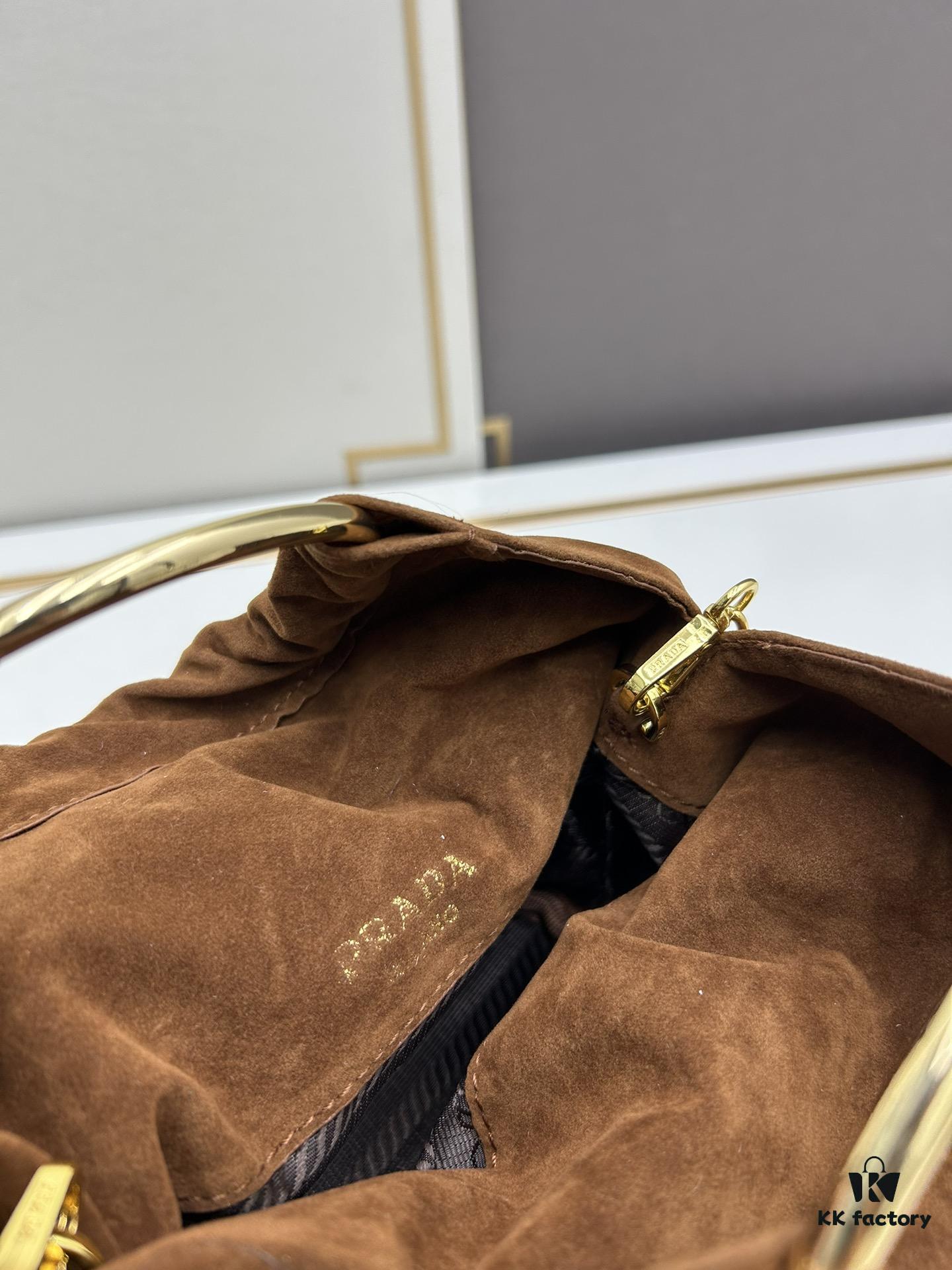 6930bca66e68136f4d9aeab6 P Brand New Suede Bucket Bag