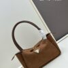 New Arrival Fall/Winter Prada FW Collection – Sophisticated Brown Tones with Elegant Simplicity