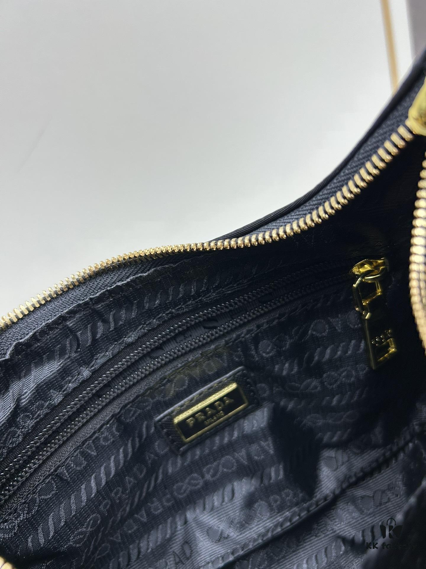 6930bcdd6e68136f4d9aeb11 PRADA Re-edition 2005 Robot Charm Bag with Box