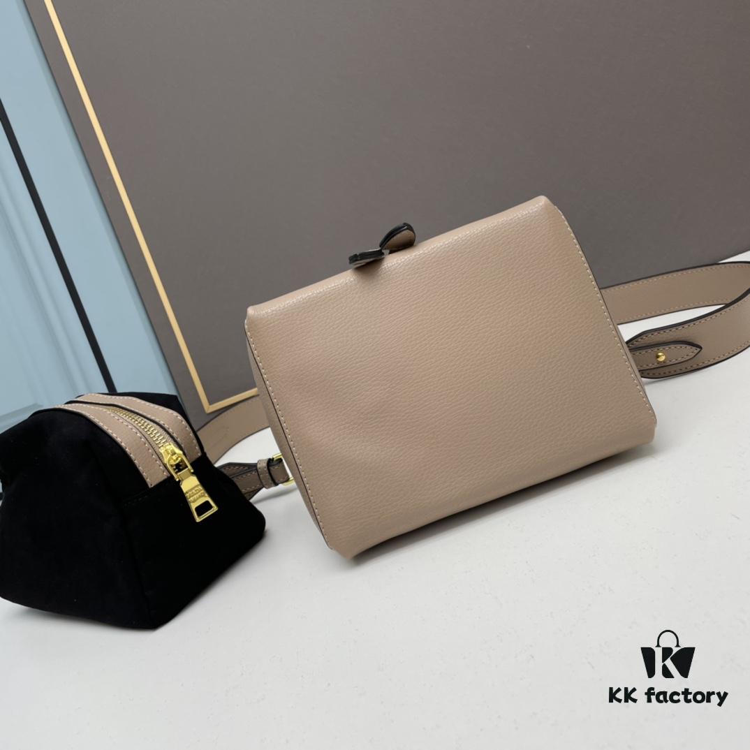 6930bce66e68136f4d9aeb1f New 2023 Spring Mini PRADA 'Lunchbox' Bag