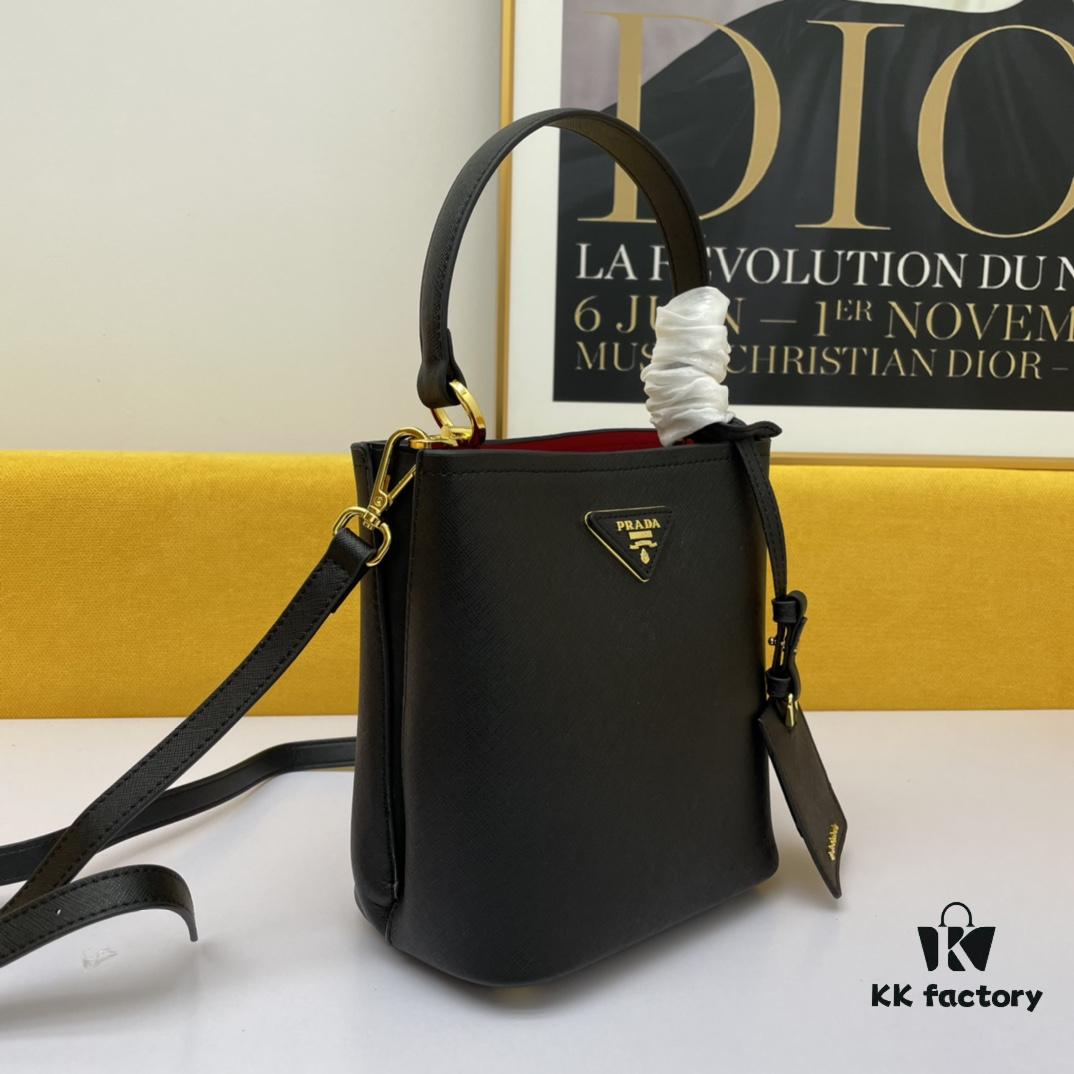 6930bd096e68136f4d9aeb5b New Arrival Original Leather P Brand 2019 Latest Model 1BA219 Prada Double Saffiano Cross Grain Handbag