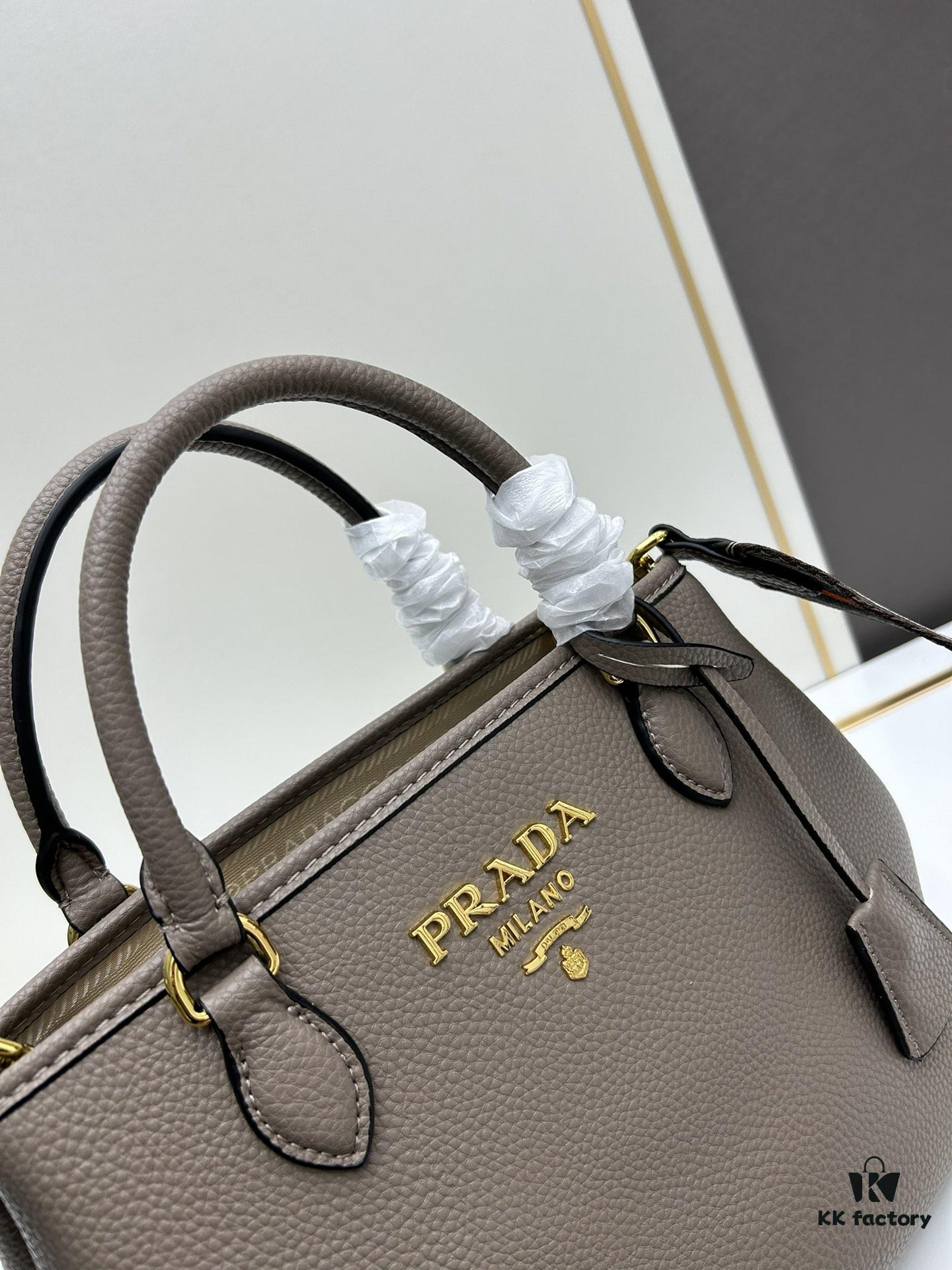🔥High-Quality Counter Stock🔥 Prada [PRADA] Classic Retro Handbag - Large Size