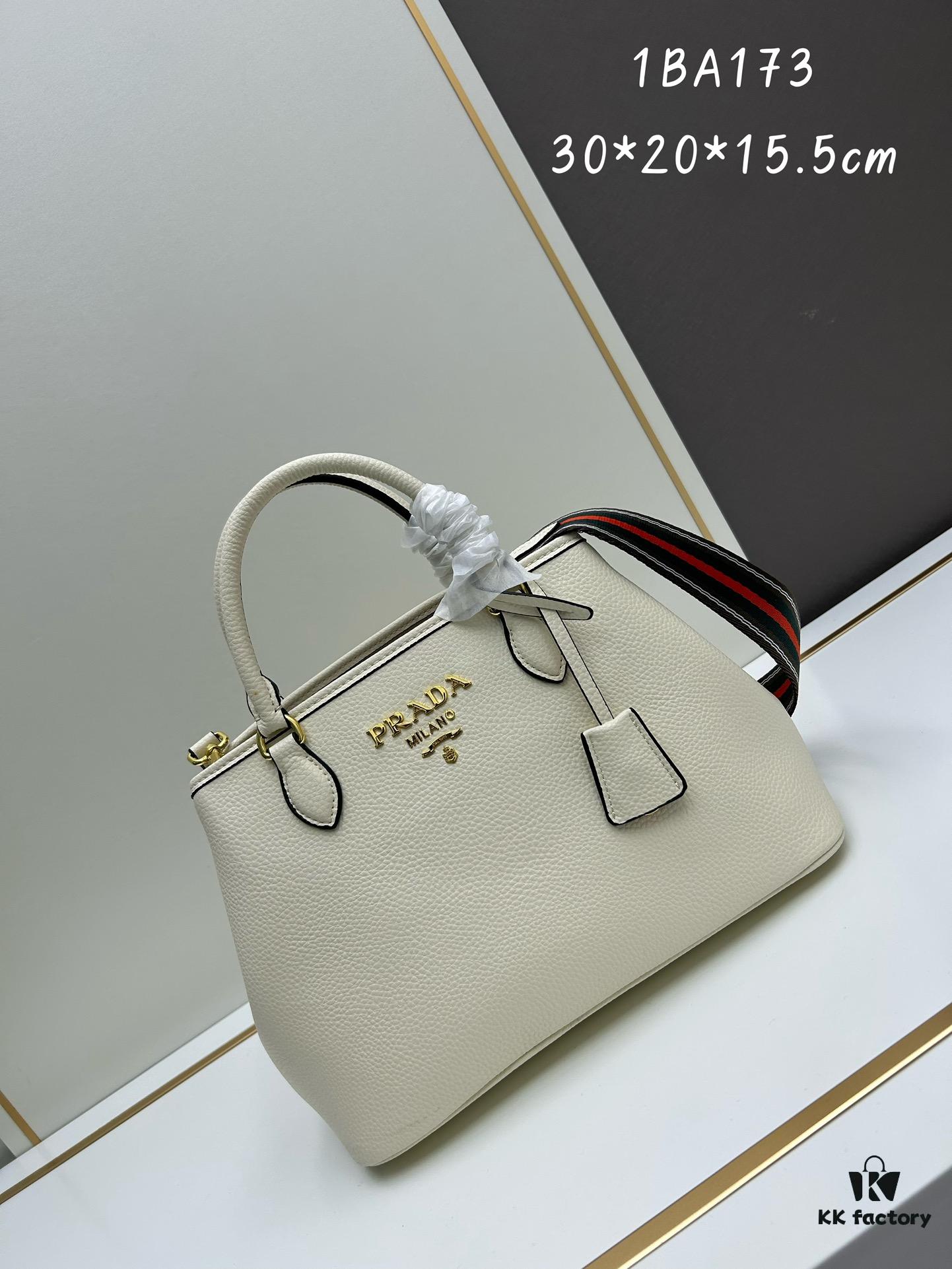 PRADA High-Quality Cabinet Release - Classic Retro Large Handbag