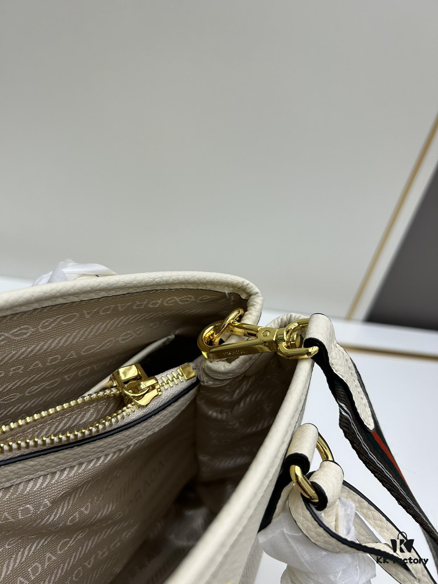 PRADA High-Quality Cabinet Release - Classic Retro Large Handbag