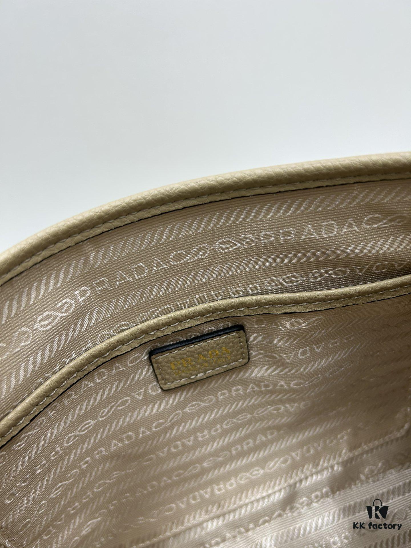 6930bd566e68136f4d9aebd7 PRADA High-Quality Cabinet Classic Retro Handbag - Large Size