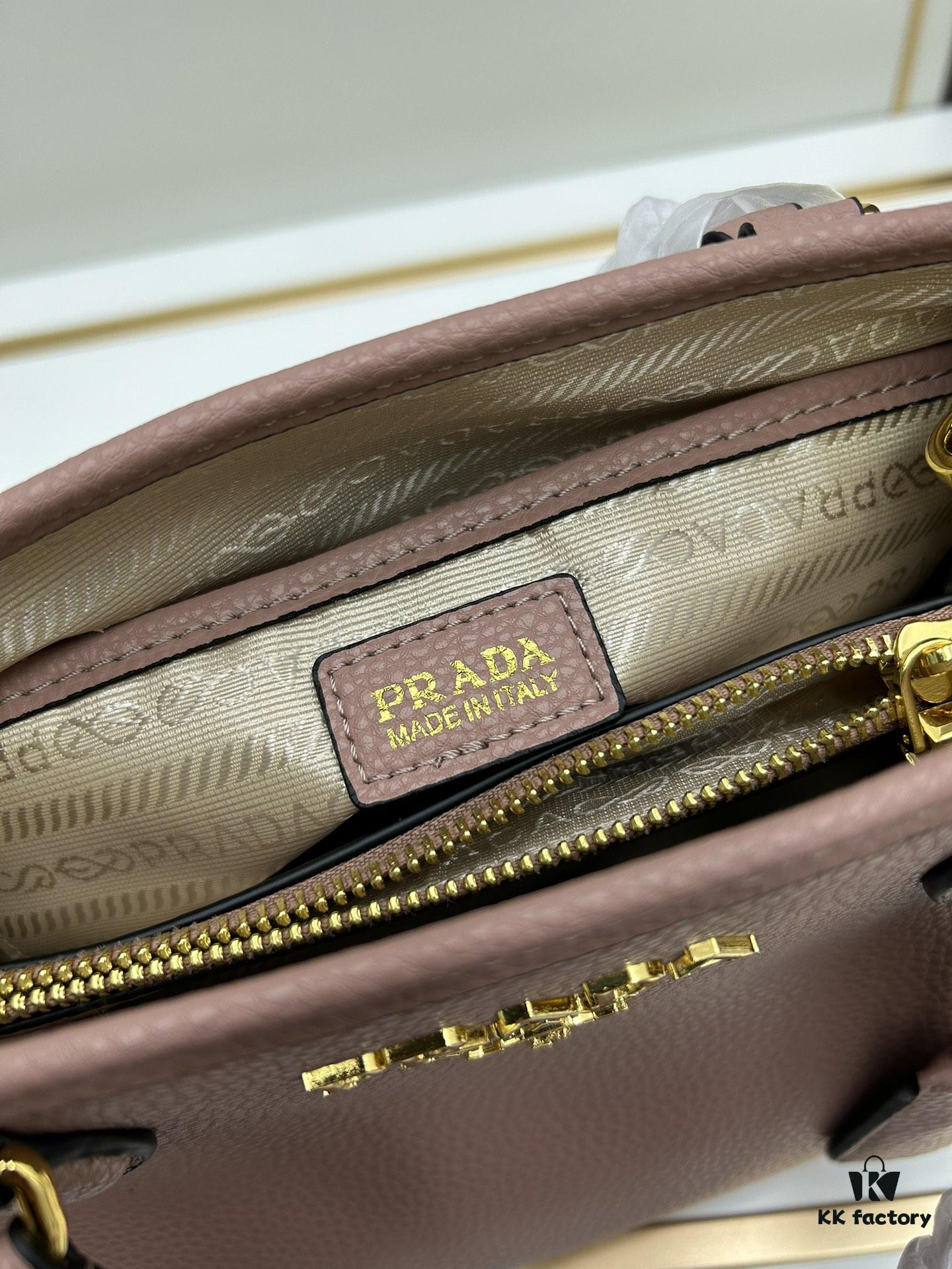 6930bd5a6e68136f4d9aebde PRADA High-Quality Cabinet Release - Classic Retro Large Tote Bag