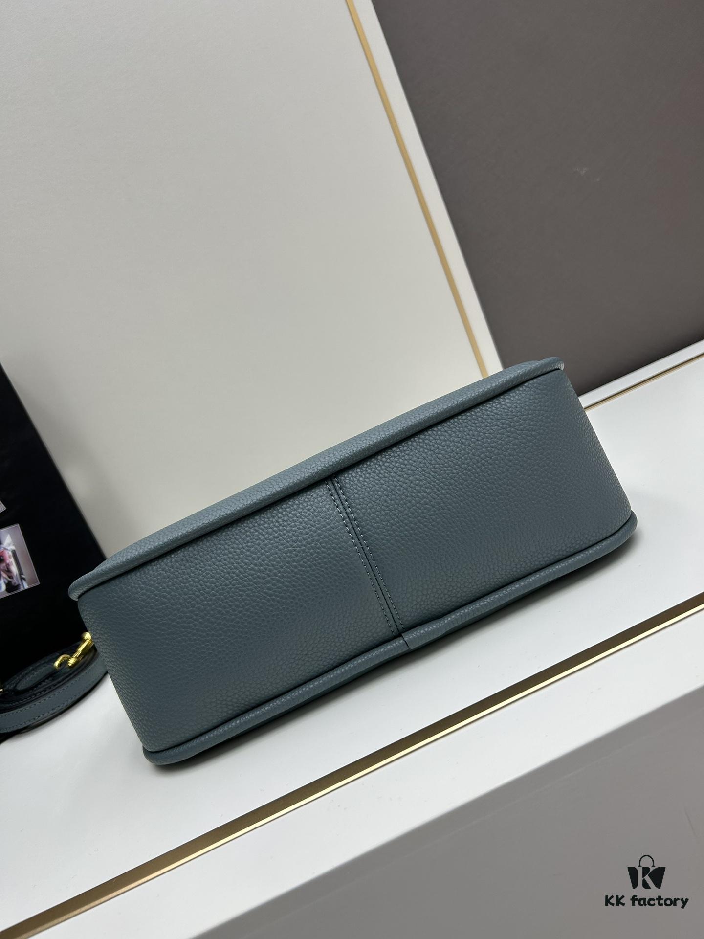 6930bd836e68136f4d9aec1e PRADA - Bestseller Recommendation: Fashionable Casual Style, Newest Imported Full-Grain Crocodile-Embossed Calfskin with Authentic Hardware
